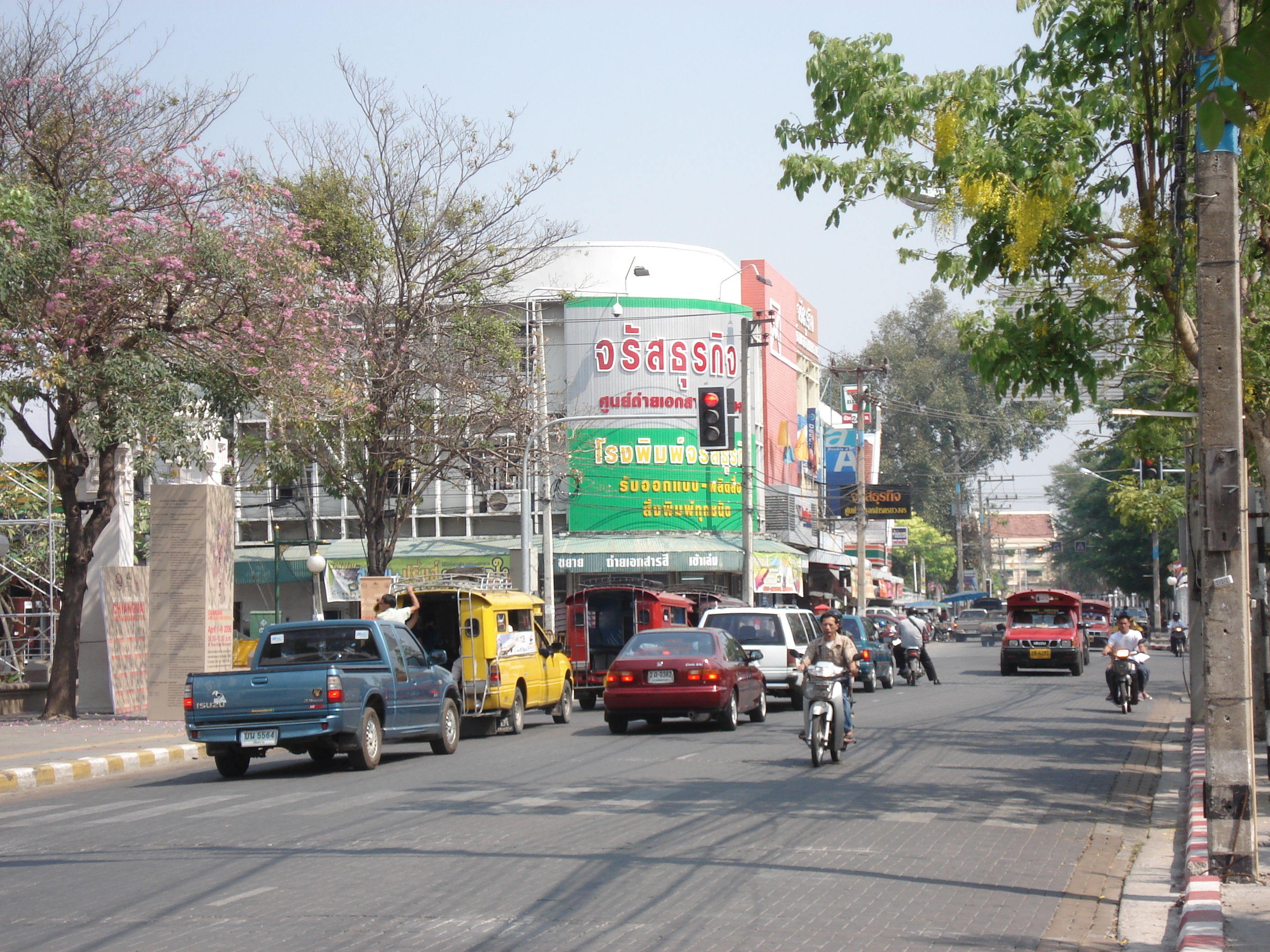 รูปถ่าย ไทย(Thailand) เชียงใหม่(Chiang Mai) ข้างในคุเมืองเชียงใหม่(Inside Canal) 2006-04 52
