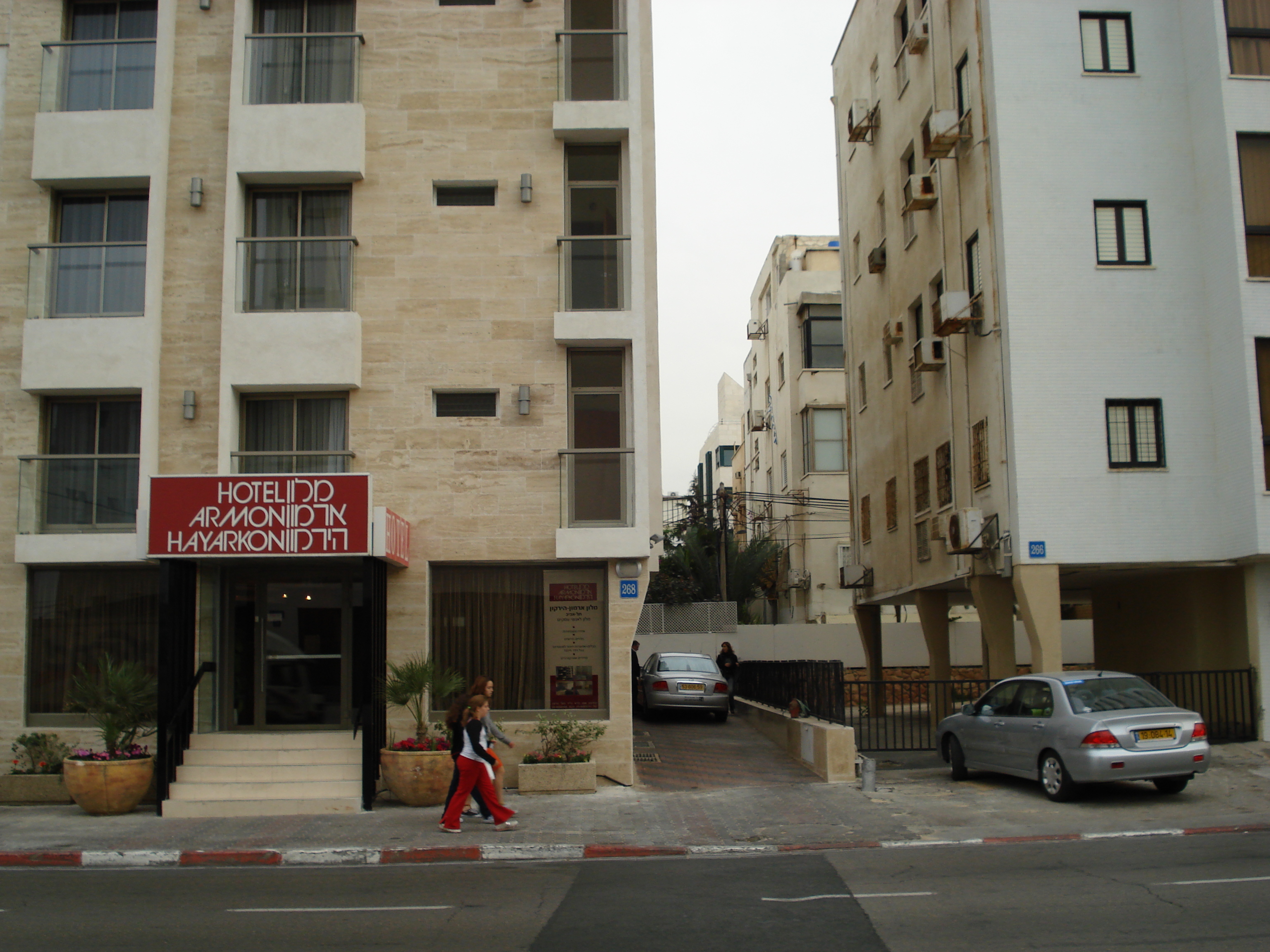 รูปถ่าย อิสราเอล(Israel) เทลอาวีฟ(Tel Aviv) ชายหาดเทลอาวีฟ(Tel Aviv Sea Shore) 2006-12 138