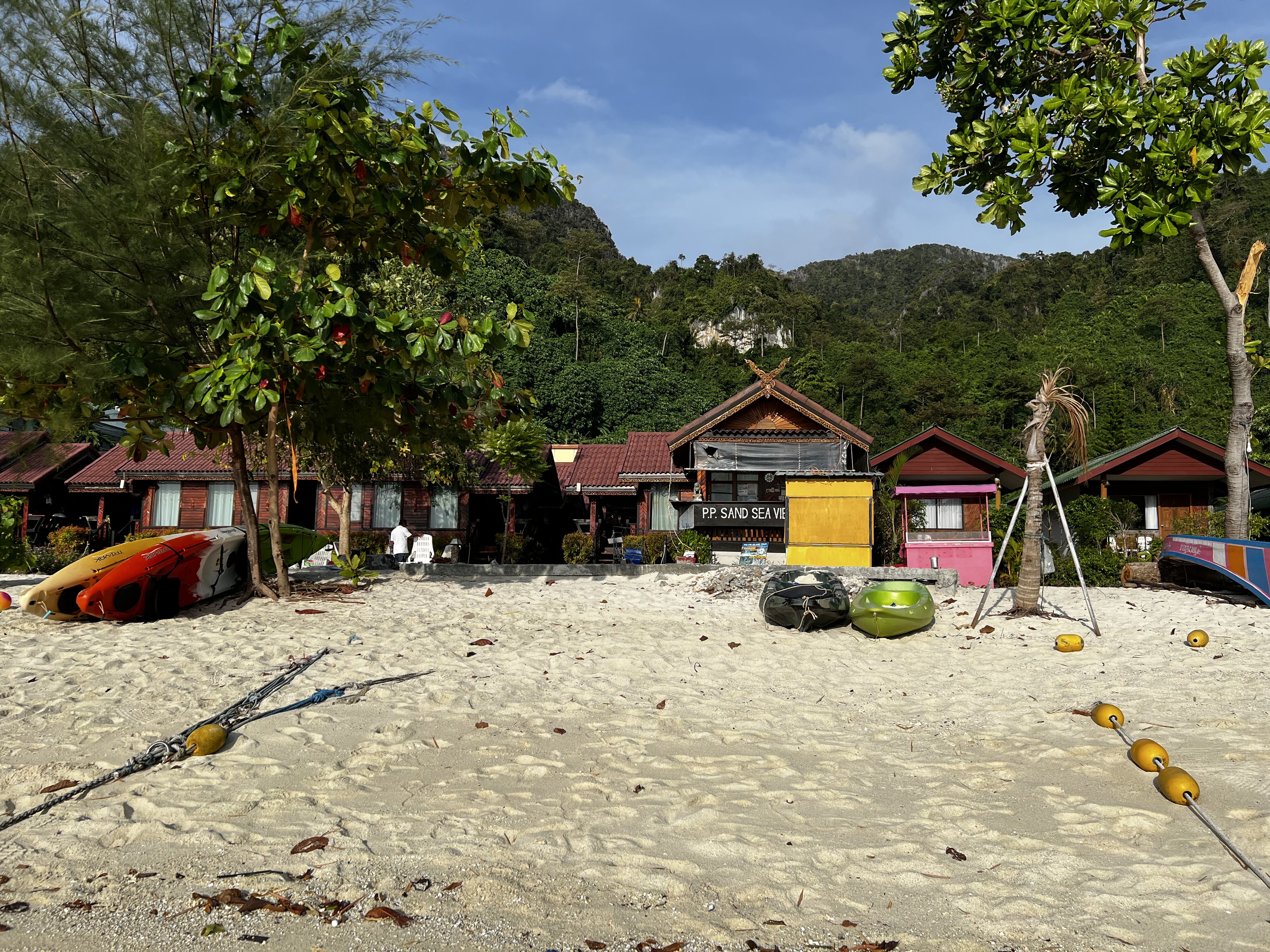 รูปถ่าย ไทย(Thailand) เกาะพีพีดอน(Ko Phi Phi Don) 2021-12 14
