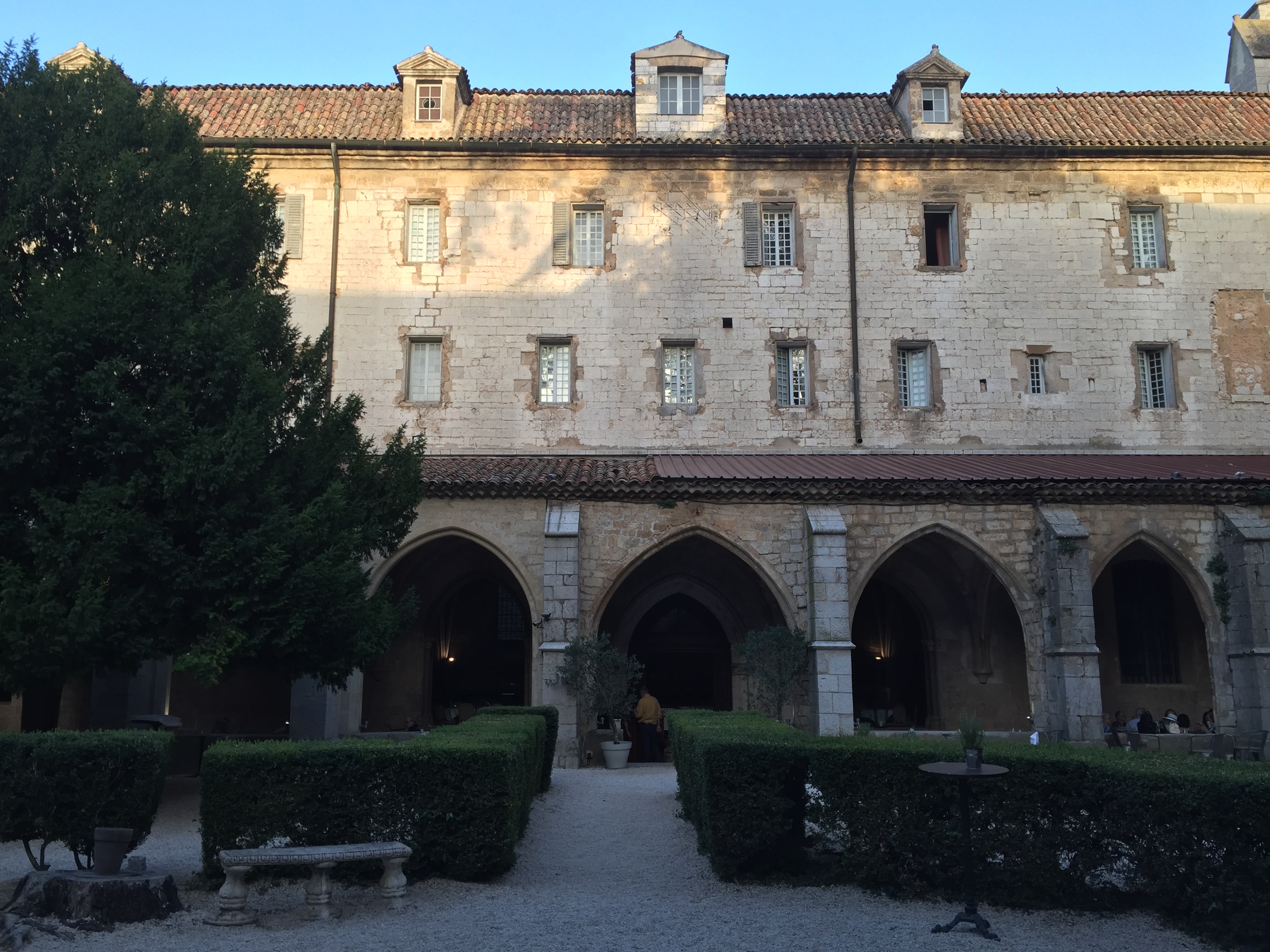 รูปถ่าย ฝรั่งเศส(France) แซ็งมักซีแม็ง-ลา-แซ็นต์-โบม(Saint Maximin la Sainte Baume) โรงแรมเลอกูว็องรัวยาล แซ็งมักซีแม็ง(Le Couvent Royal Saint Maximin Hotel) 2017-08 58