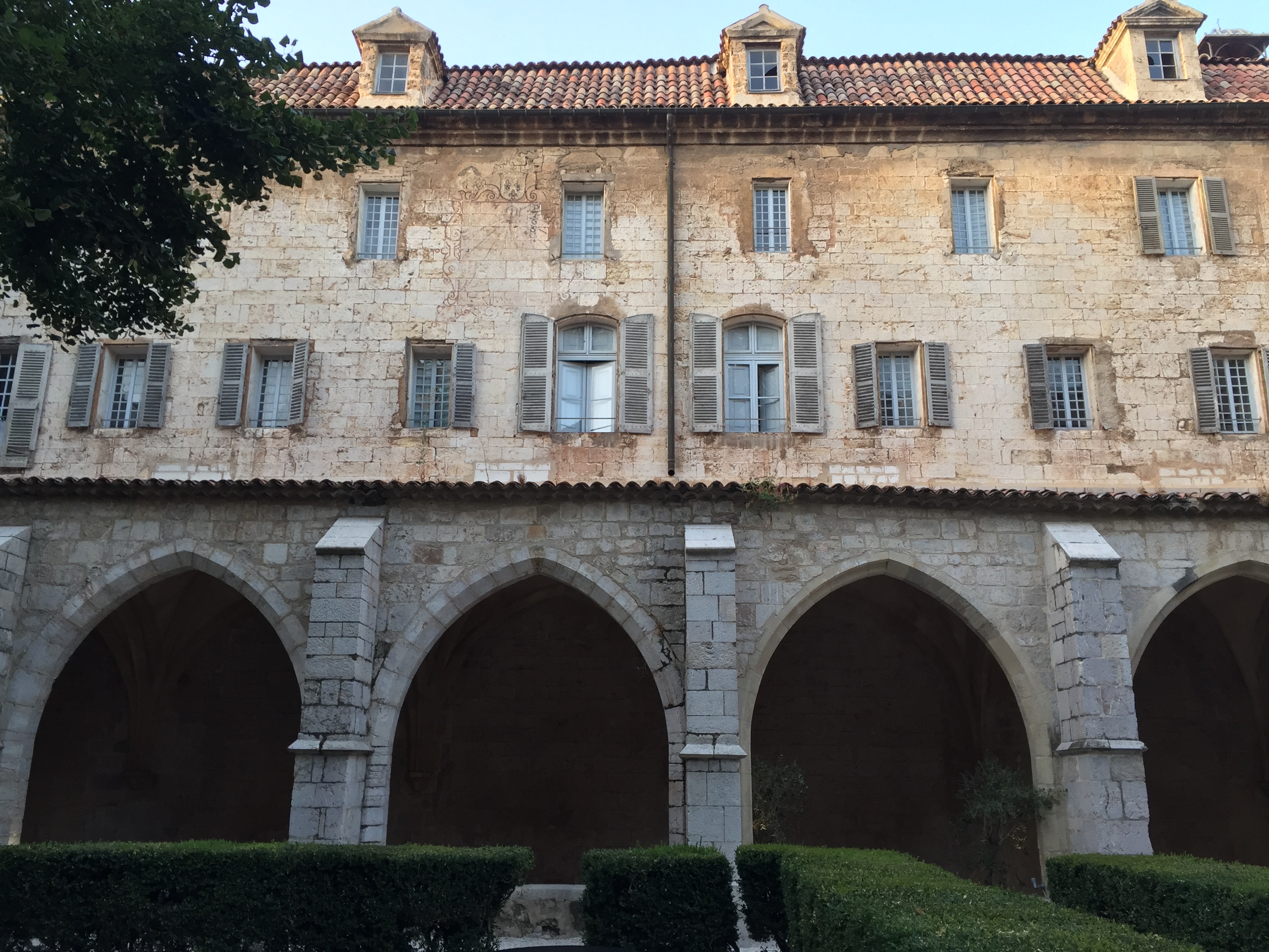 รูปถ่าย ฝรั่งเศส(France) แซ็งมักซีแม็ง-ลา-แซ็นต์-โบม(Saint Maximin la Sainte Baume) โรงแรมเลอกูว็องรัวยาล แซ็งมักซีแม็ง(Le Couvent Royal Saint Maximin Hotel) 2017-08 45