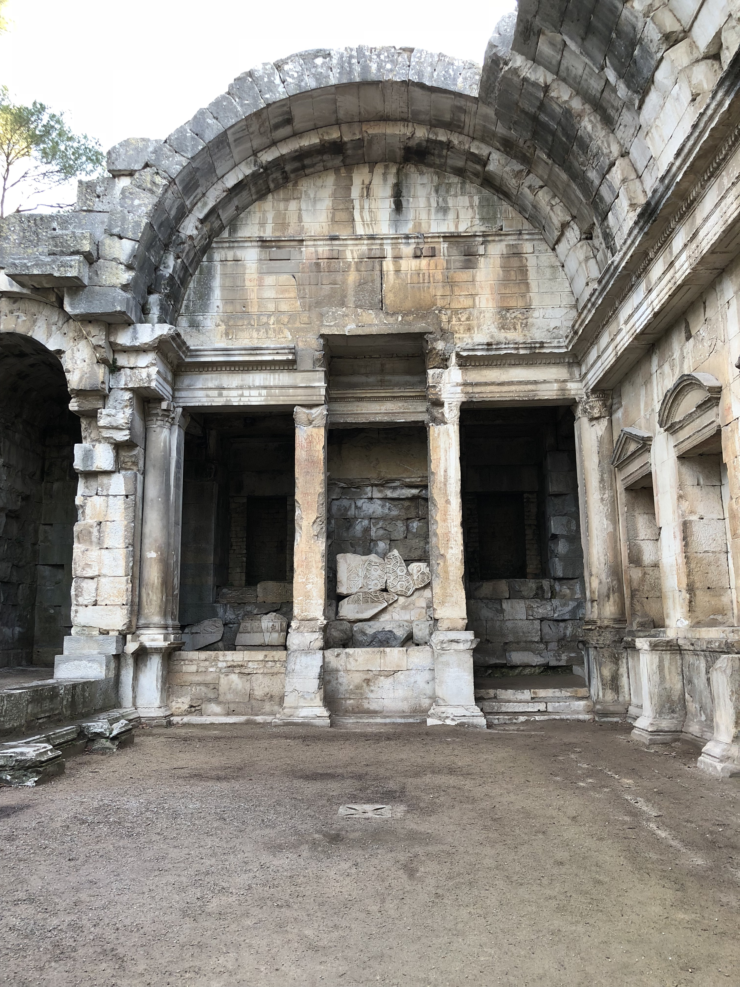 รูปถ่าย ฝรั่งเศส(France) นีเมอ(Nimes) 2018-02 9