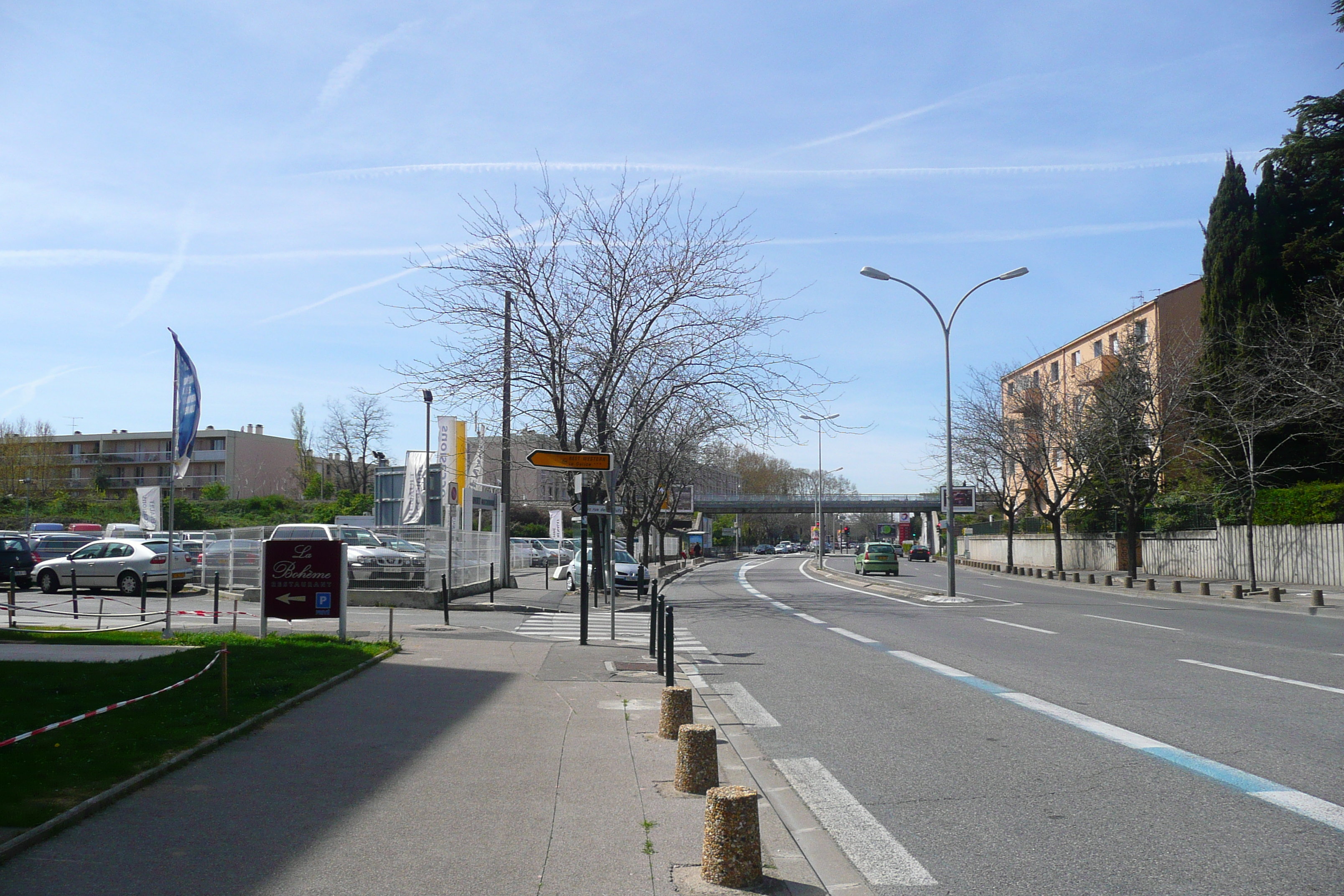 รูปถ่าย ฝรั่งเศส(France) แอ็กซ์-อ็อง-โพรว็องส์(Aix en Provence) แอ็กซ์ฝั่งตะวันตก(Aix West) 2008-04 16