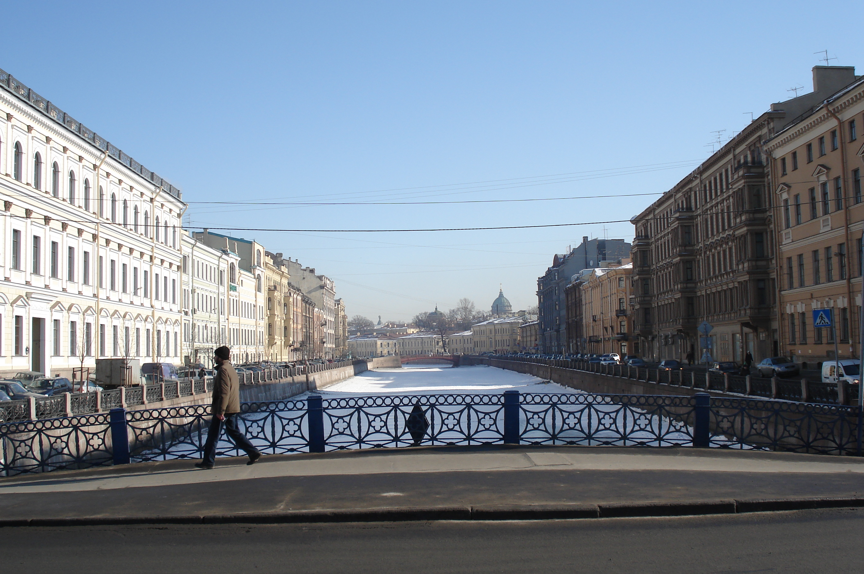 รูปถ่าย รัสเซีย(Russia) เซนต์ปีเตอร์สเบิร์ก(St Petersburg) จัตุรัสเซนต์ไอแซก(St Isaac's Square) 2006-03 7