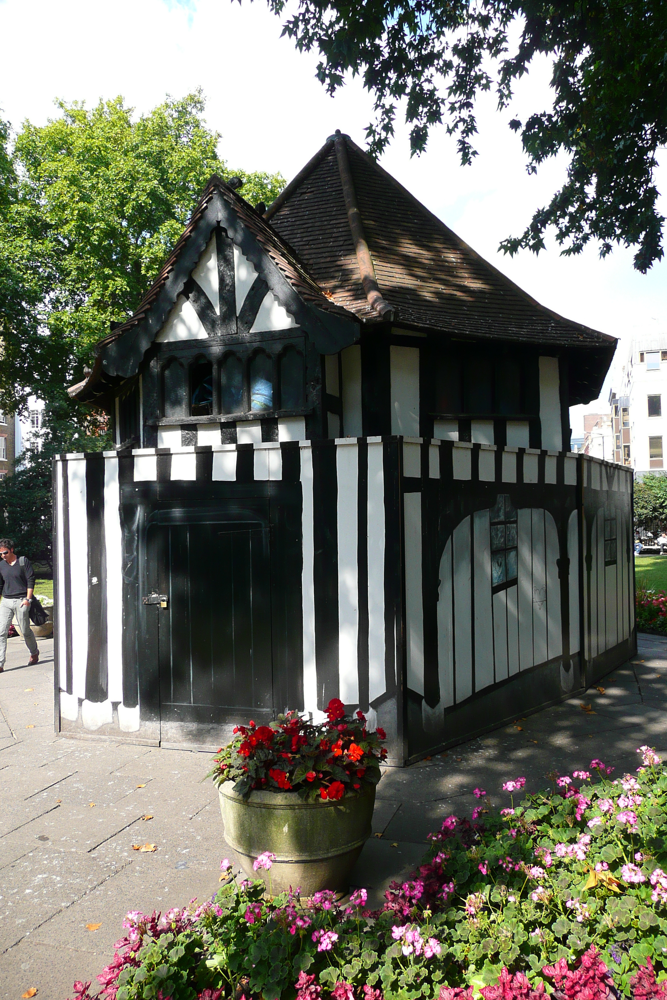 รูปถ่าย อังกฤษ(United Kingdom) ลอนดอน(London) จัตุรัสโซโห(Soho Square) 2007-09 36