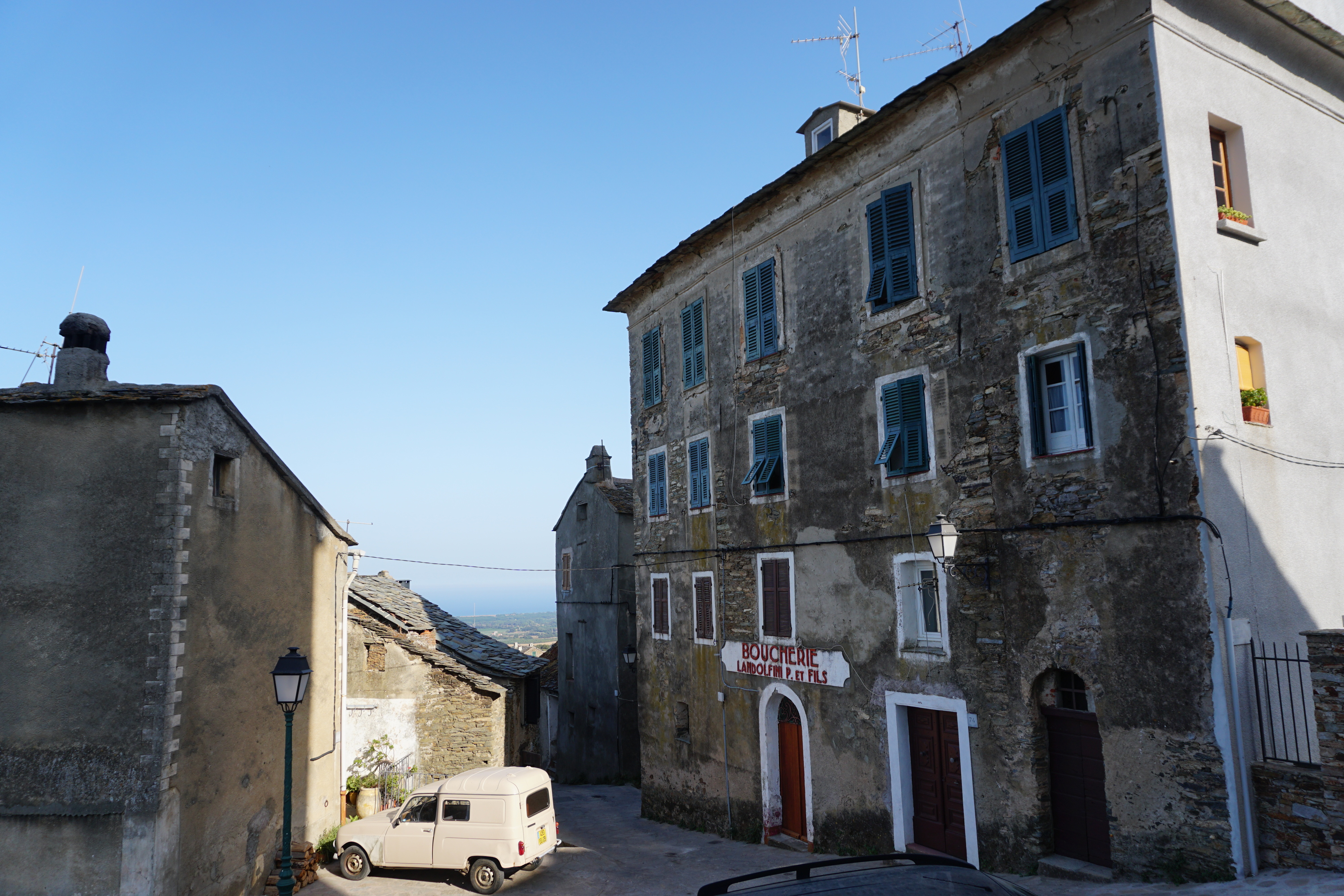 รูปถ่าย ฝรั่งเศส(France) คอร์สิคา(Corsica) เวนโซลัสกา(Venzolasca) 2017-09 19