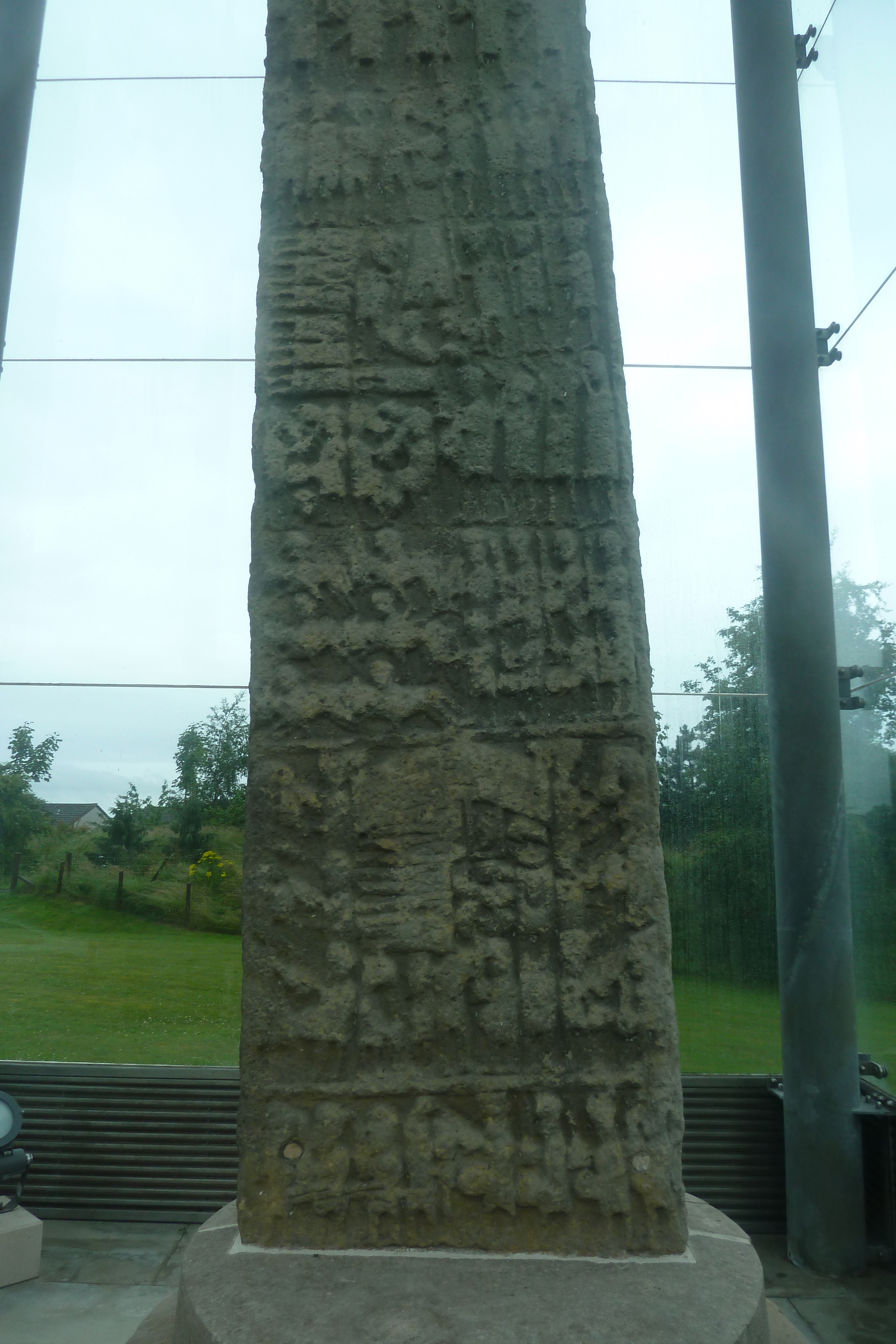 รูปถ่าย อังกฤษ(United Kingdom) สกอตแลนด์(Scotland) ศิลาซวยโน(Sueno's Stone) 2011-07 8