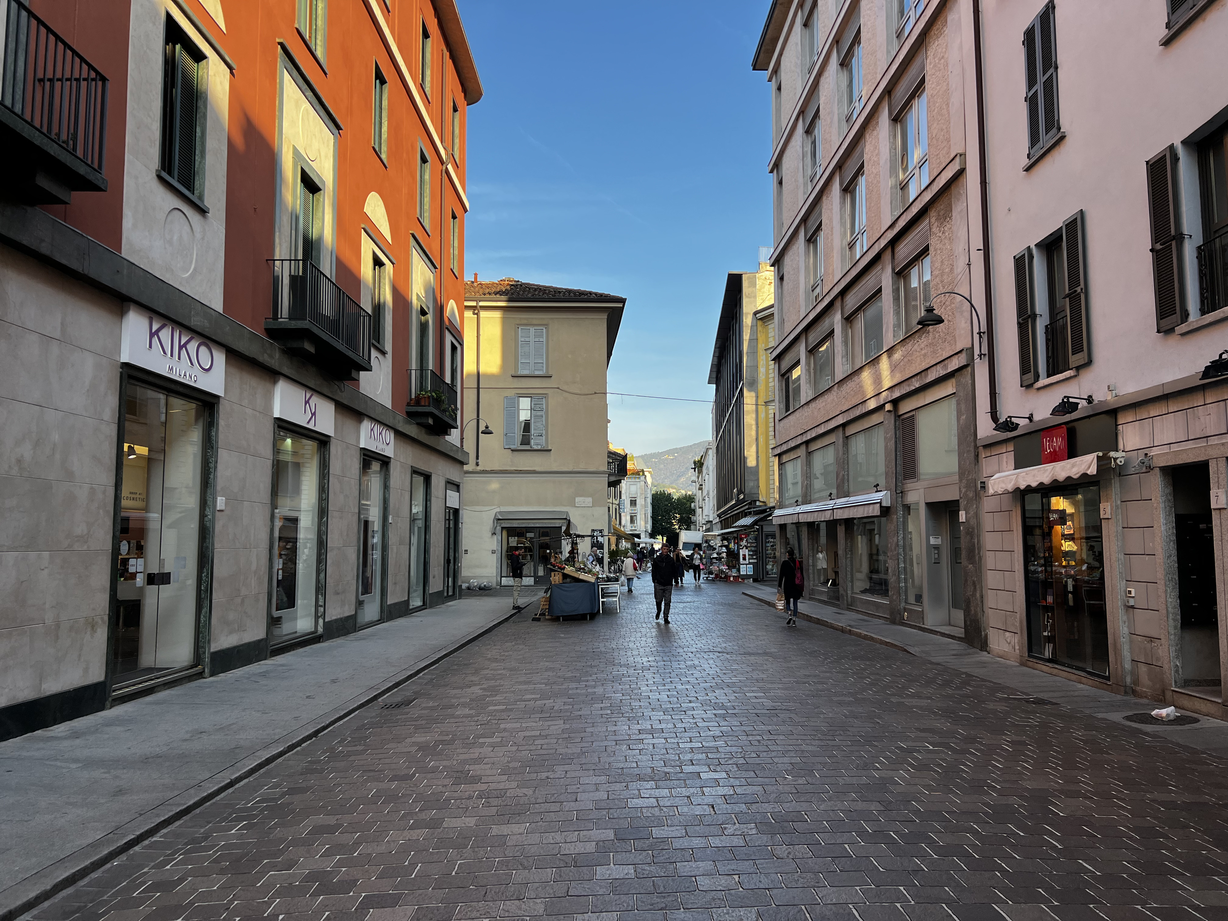 รูปถ่าย อิตาลี(Italy) โคโม(Como) 2023-10 48