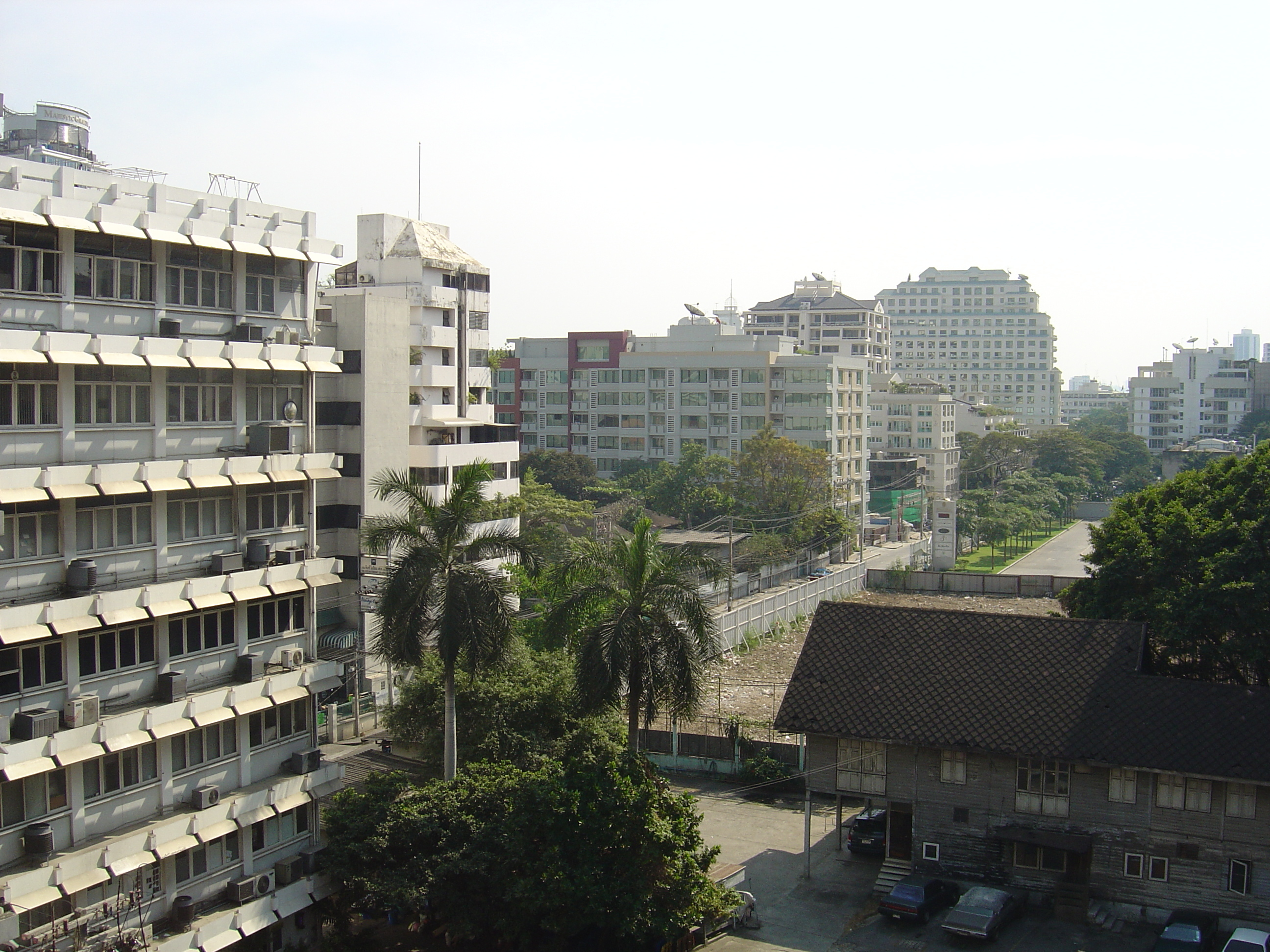 รูปถ่าย ไทย(Thailand) กรุงเทพมหานคร(Bangkok) รถไฟฟ้า(Sky Train) 2004-12 47