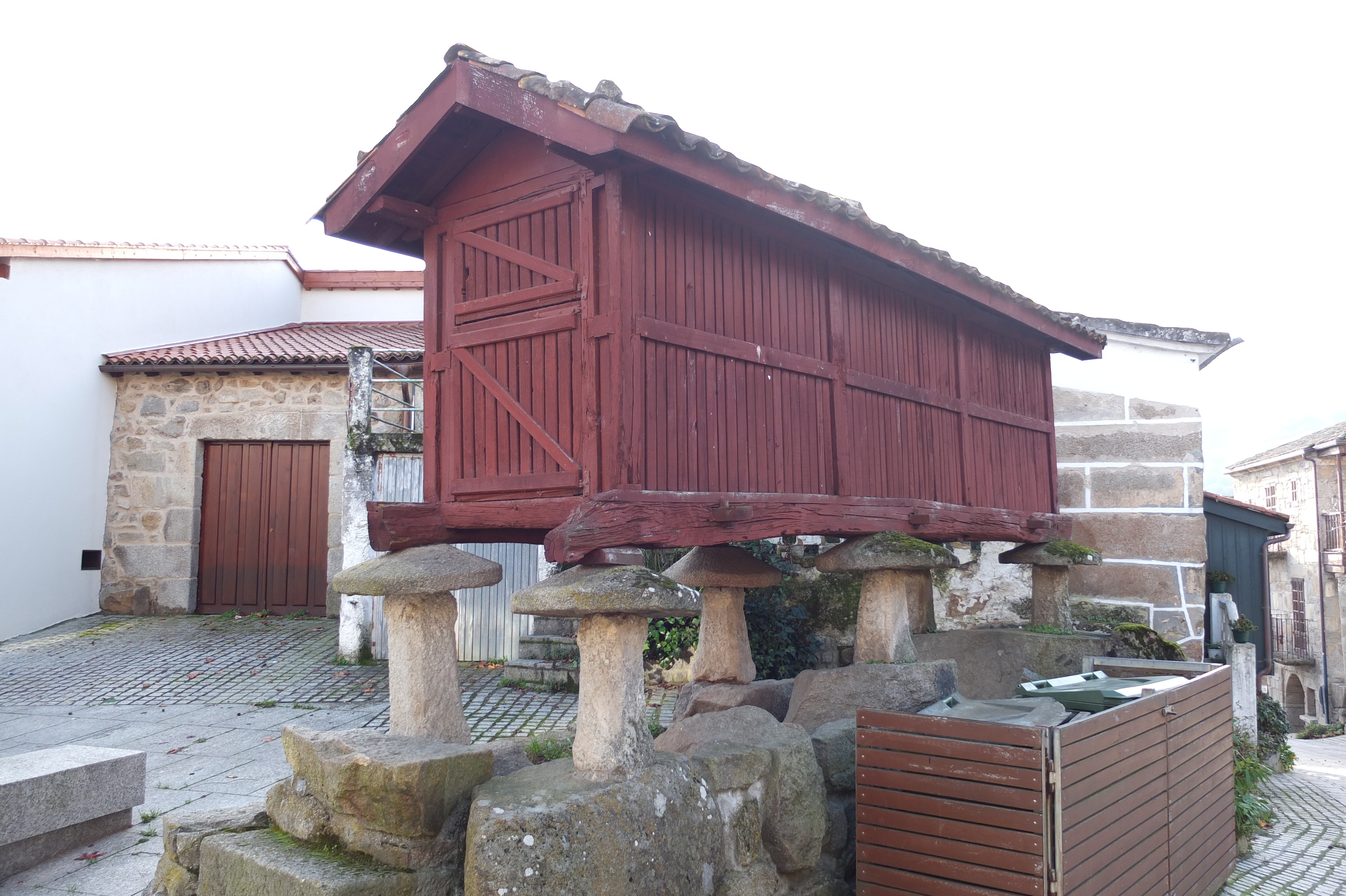 รูปถ่าย สเปน(Spain) เซลาโนวา(Celanova) 2013-01 9