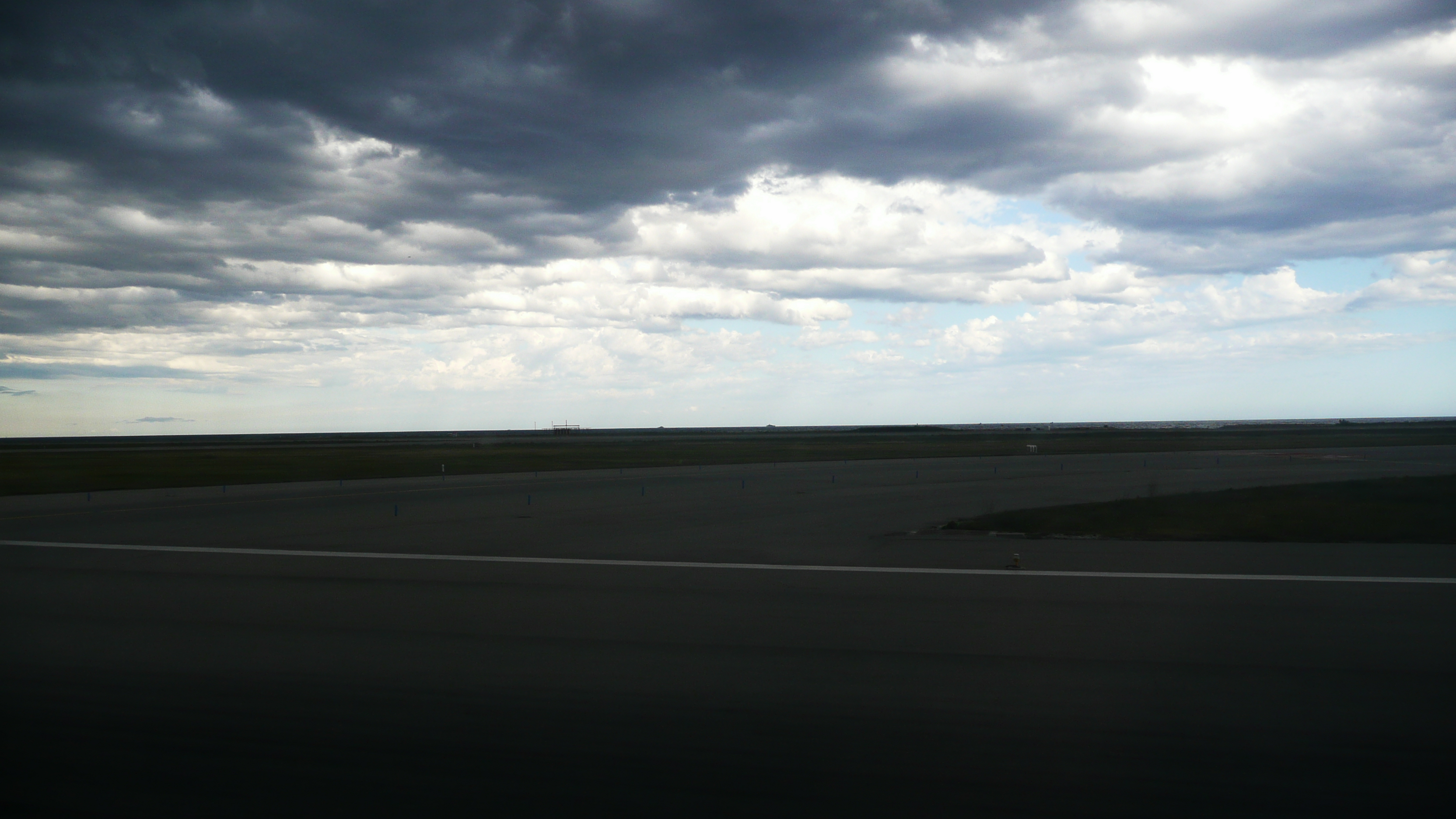 รูปถ่าย ฝรั่งเศส(France) ท่าอากาศยานนีซ(Nice Airport) 2007-07 1