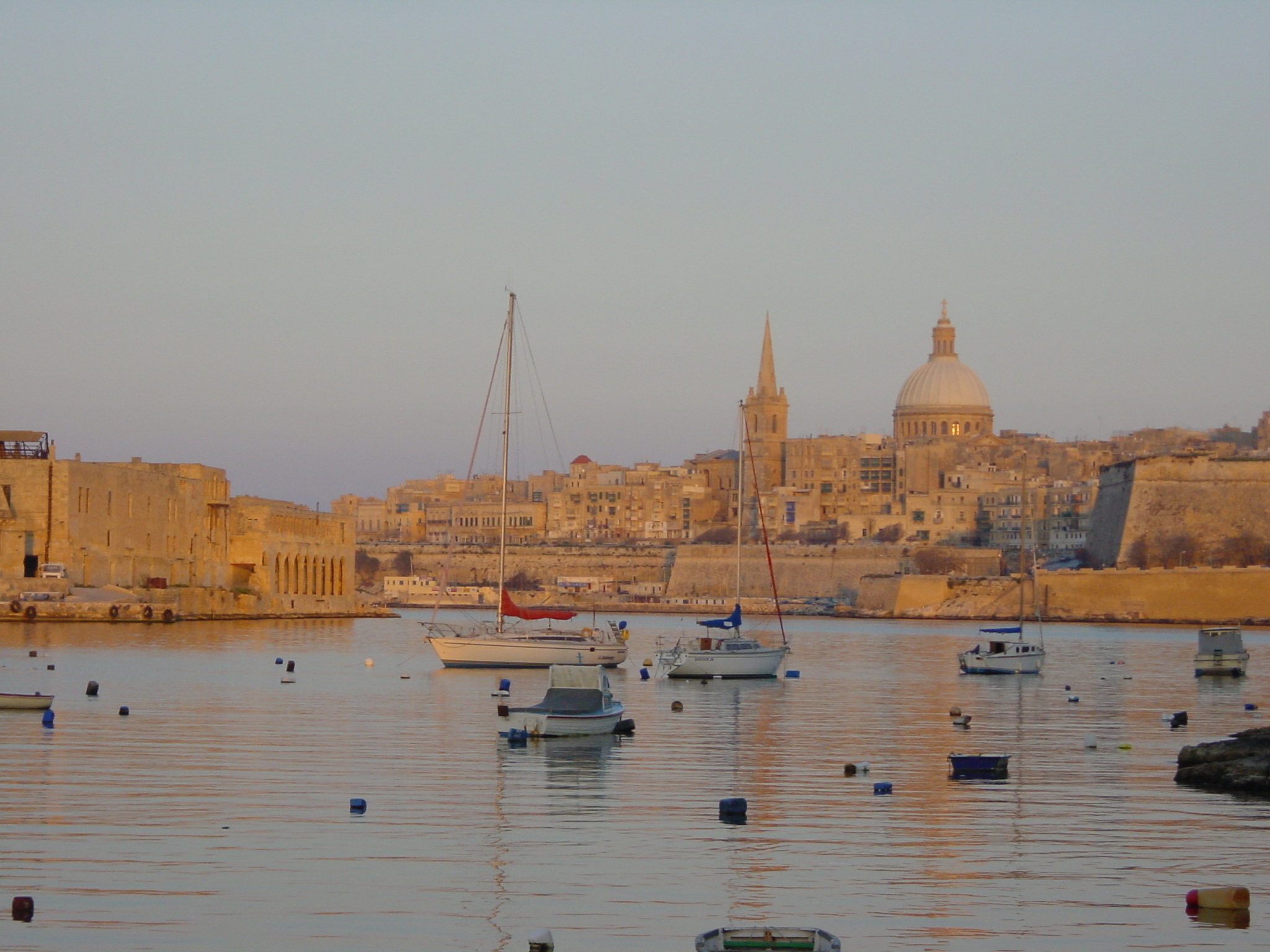 รูปถ่าย มอลตา(Malta) วัลเลตตา(Valletta) 2003-03 2