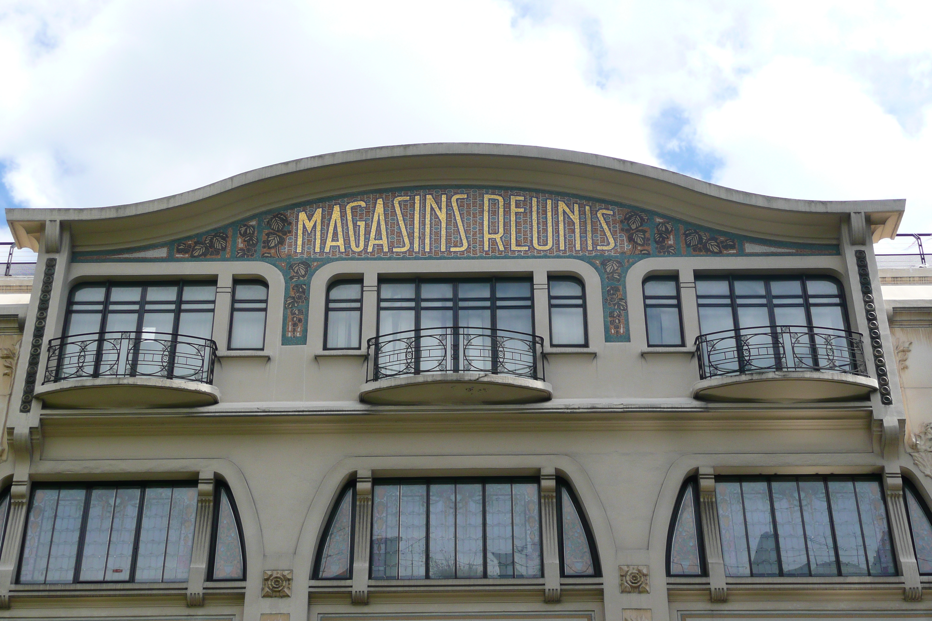 รูปถ่าย ฝรั่งเศส(France) ปารีส(Paris) ถนนนีเยล(Avenue Niel) 2007-06 21