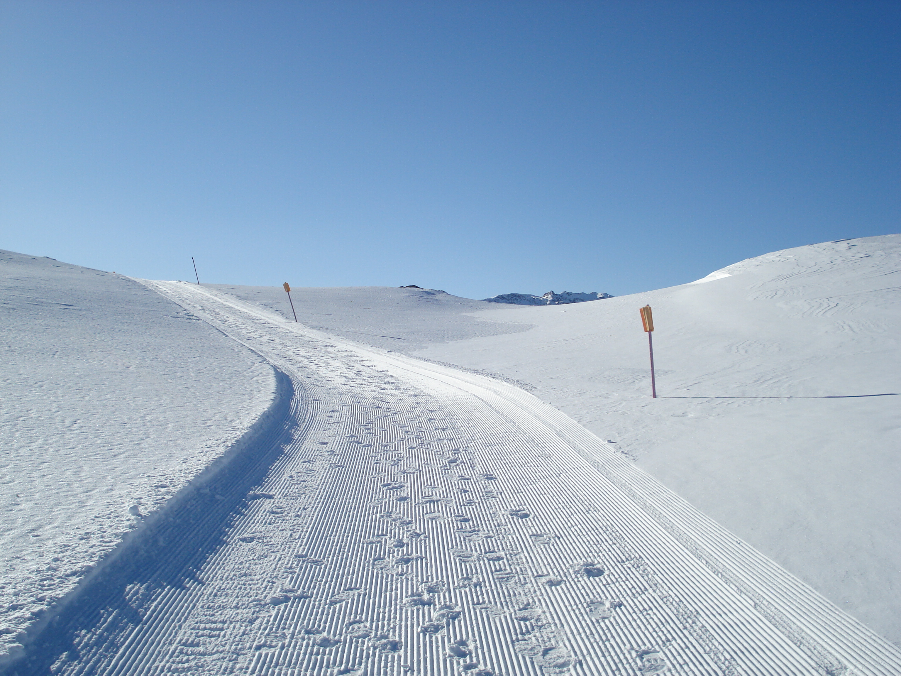 รูปถ่าย สวิสเซอร์แลนด์(Switzerland) มุตตัสมูรากล์(Muottas Muragl) 2007-01 64