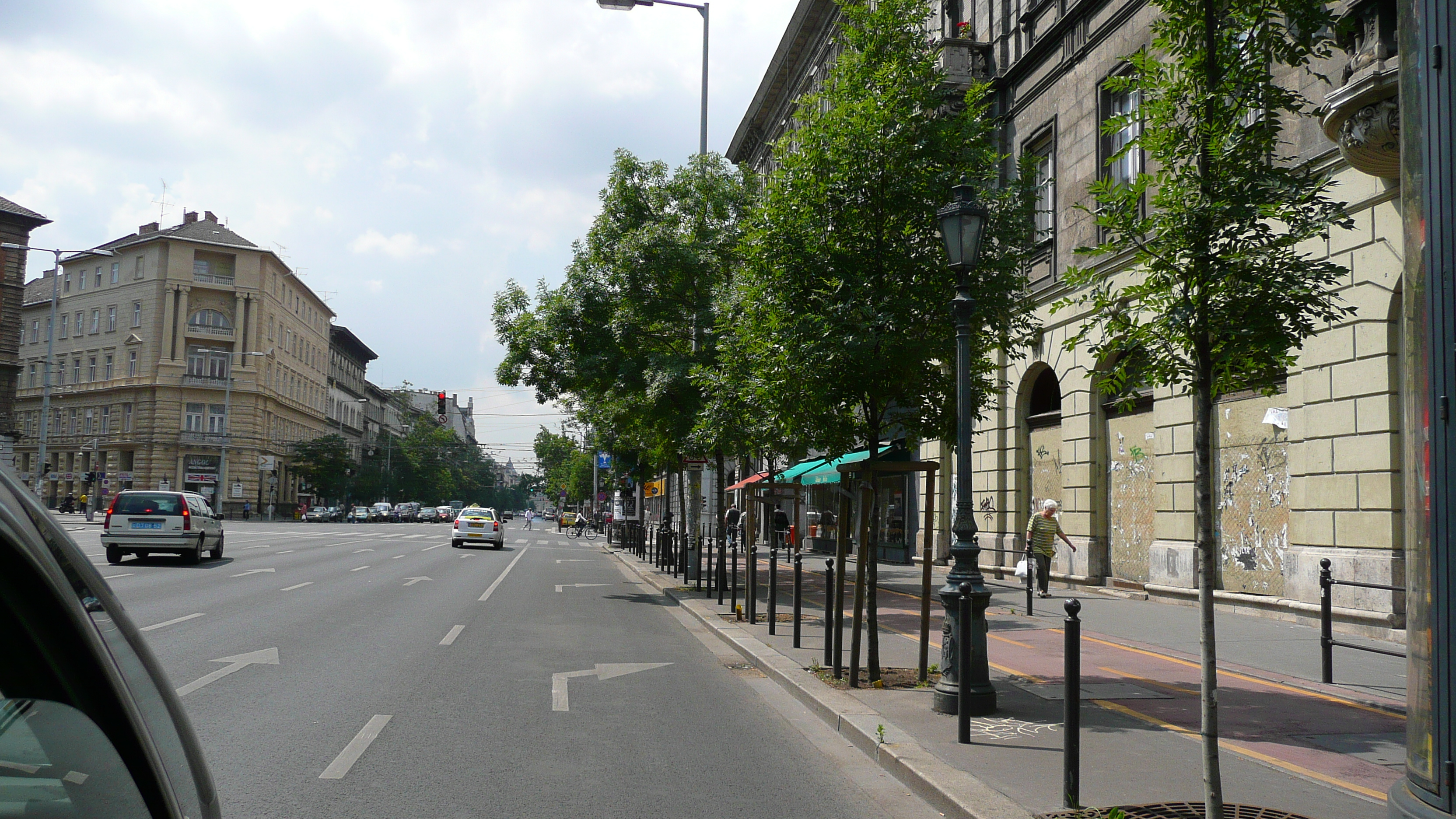 รูปถ่าย ฮังการี(Hungary) บูดาเปสต์(Budapest) ใจกลางบูดาเปสต์(Central Budapest) 2007-06 133