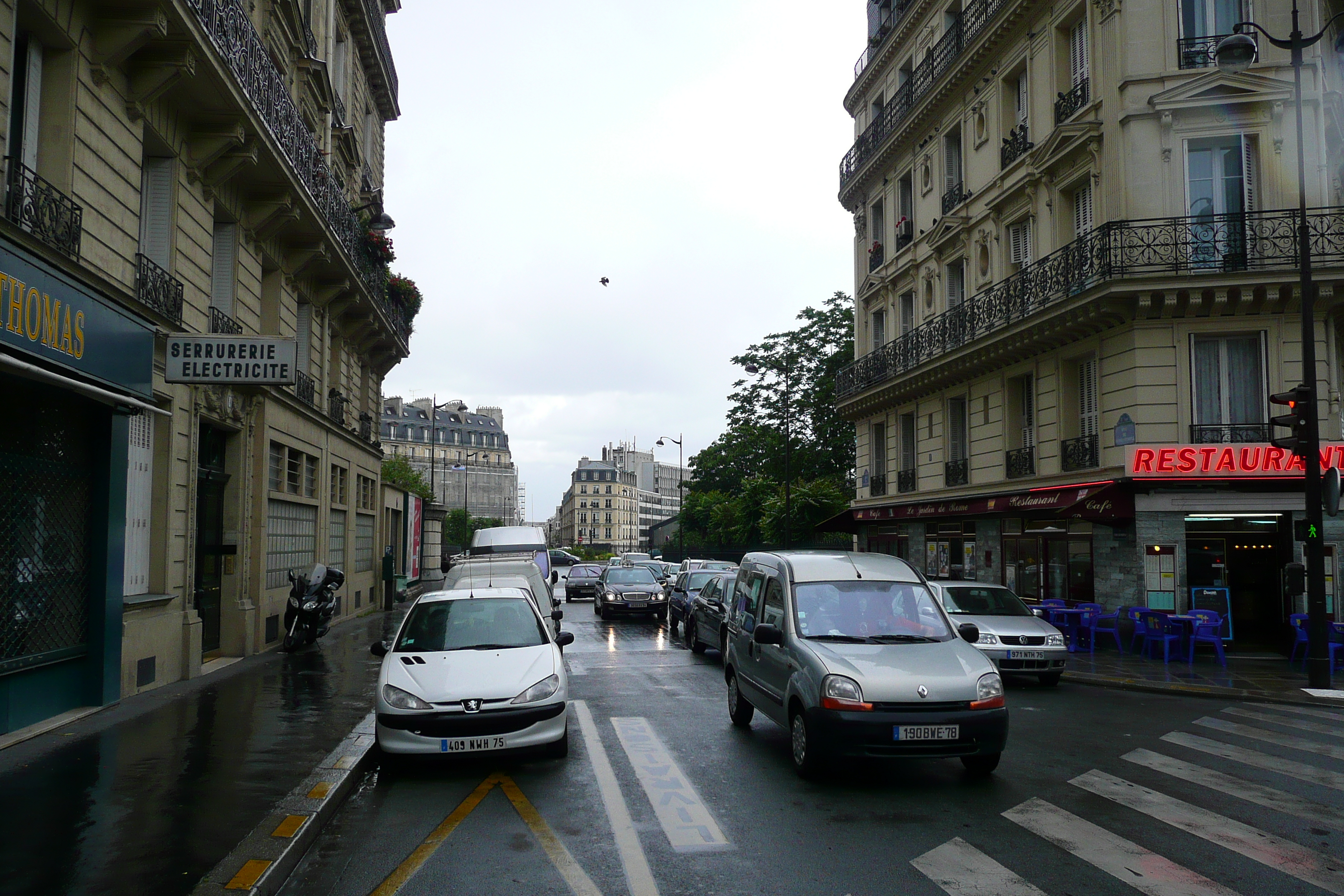 รูปถ่าย ฝรั่งเศส(France) ปารีส(Paris) ถนนโรม(Rue de Rome) 2007-06 31