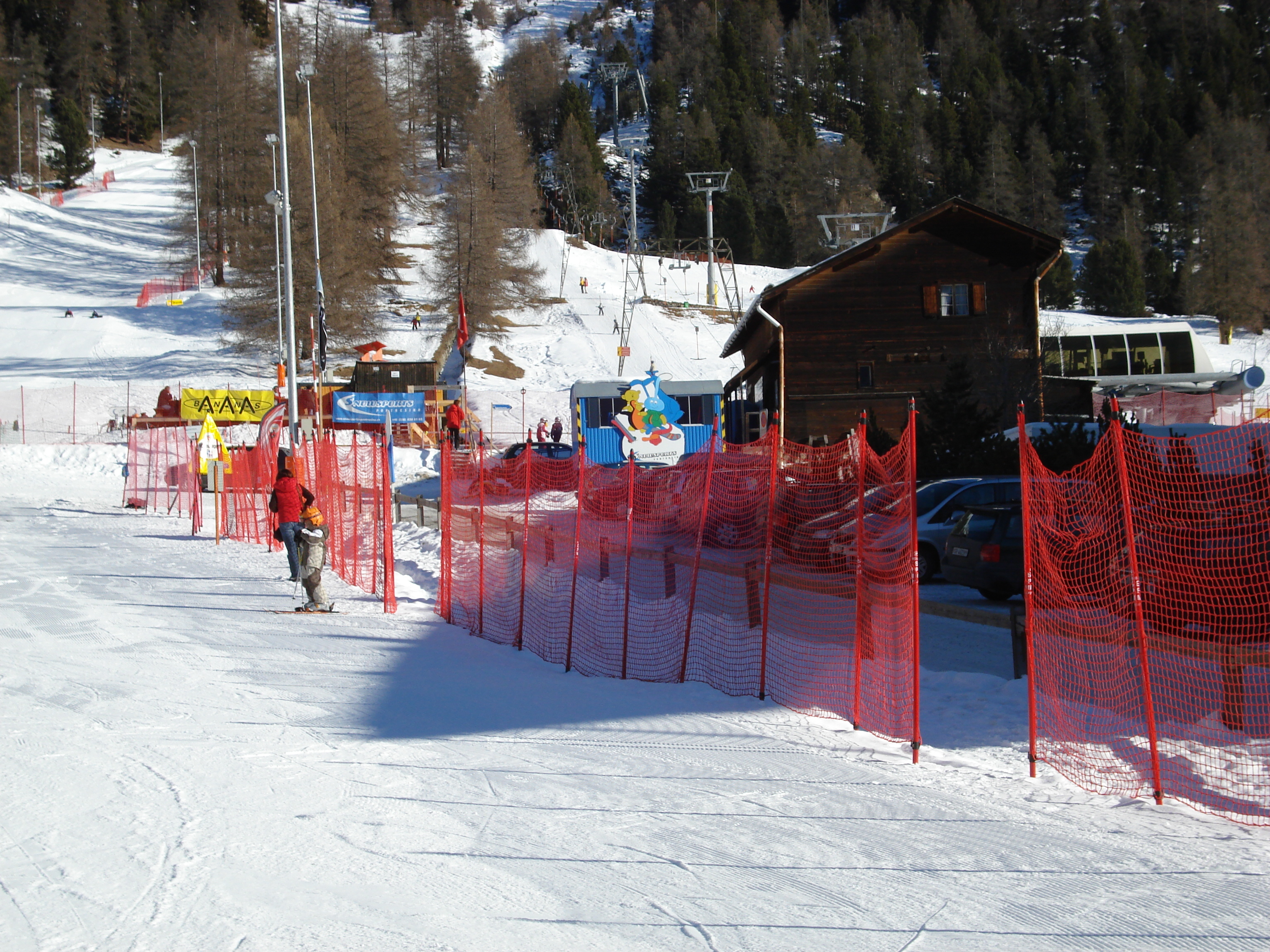 รูปถ่าย สวิสเซอร์แลนด์(Switzerland) ปองเทรซีน่า(Pontresina) 2007-01 2