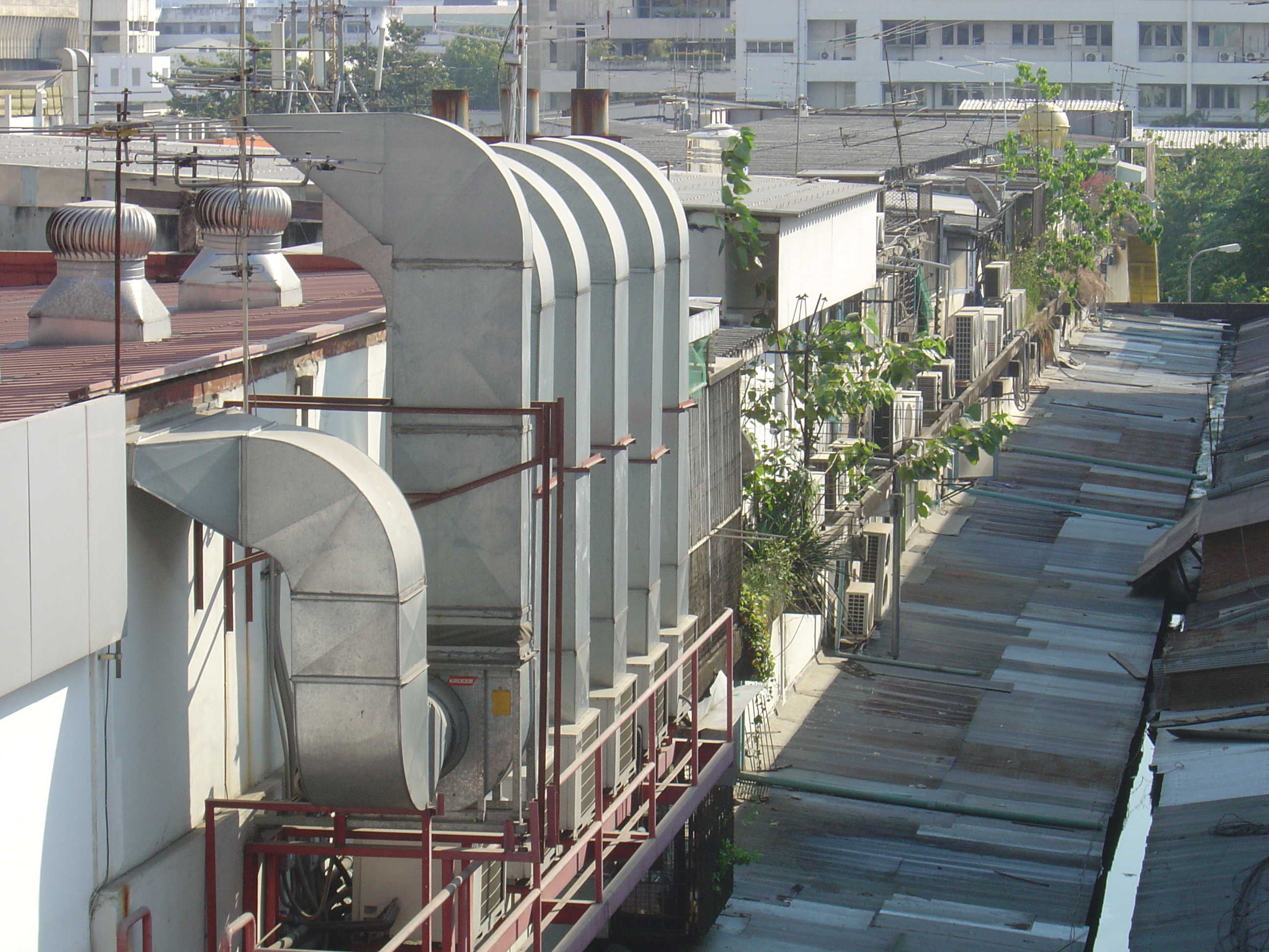 รูปถ่าย ไทย(Thailand) กรุงเทพมหานคร(Bangkok) รถไฟฟ้า(Sky Train) 2004-12 76