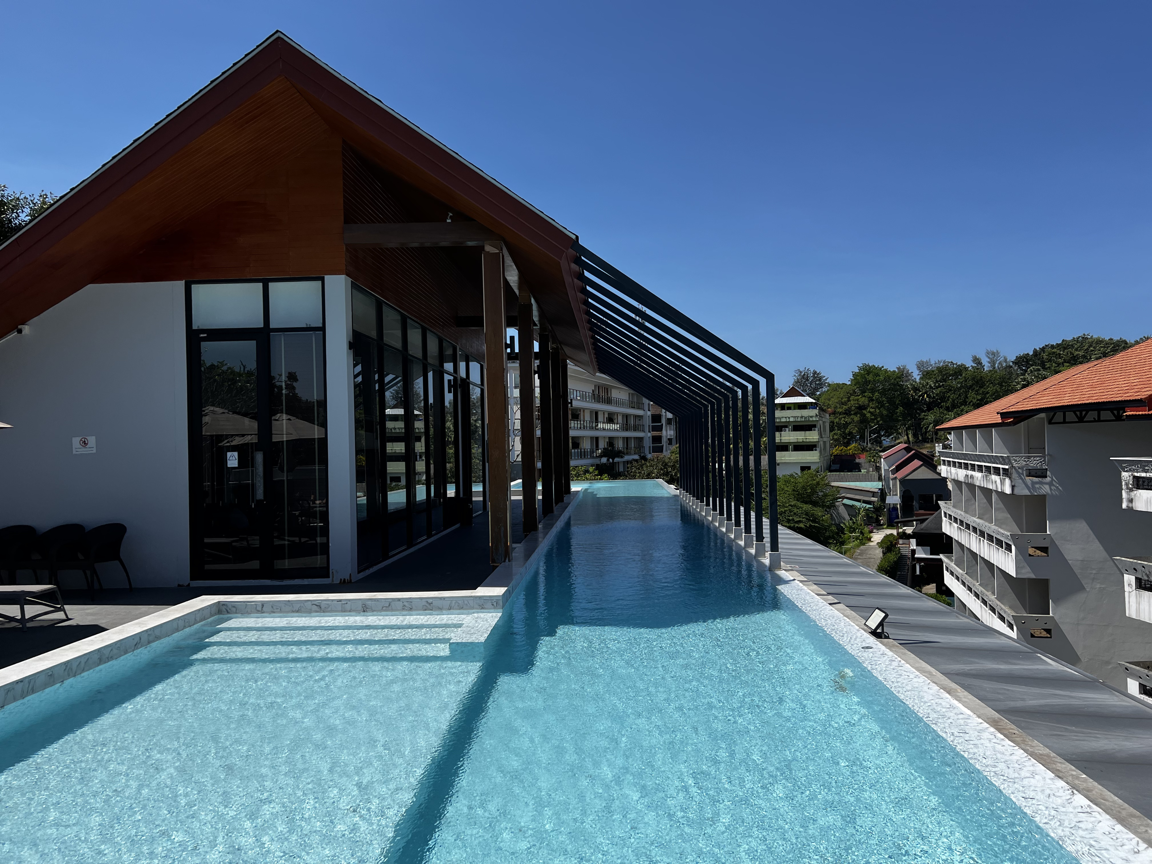 รูปถ่าย ไทย(Thailand) ภูเก็ต(Phuket) หาดสุรินทร์(Surin Beach) โรงแรมซิกซ์ธ์อเวนิว(6th Avenue Hotel) 2021-12 7