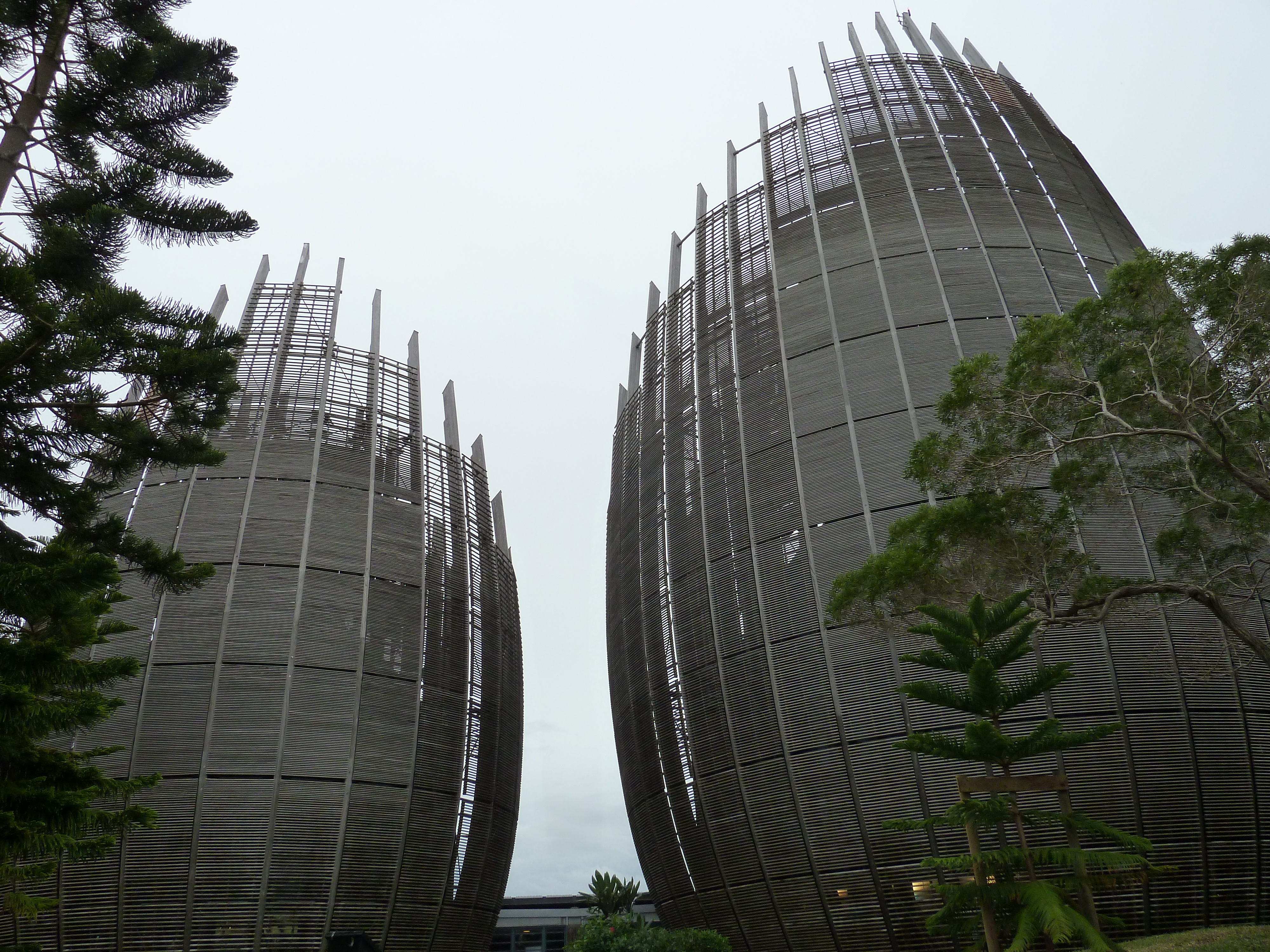 รูปถ่าย นิวแคลิโดเนีย(New Caledonia) ศูนย์วัฒนธรรมฌีบาอู(Tjibaou Cultural Centre) 2010-05 44