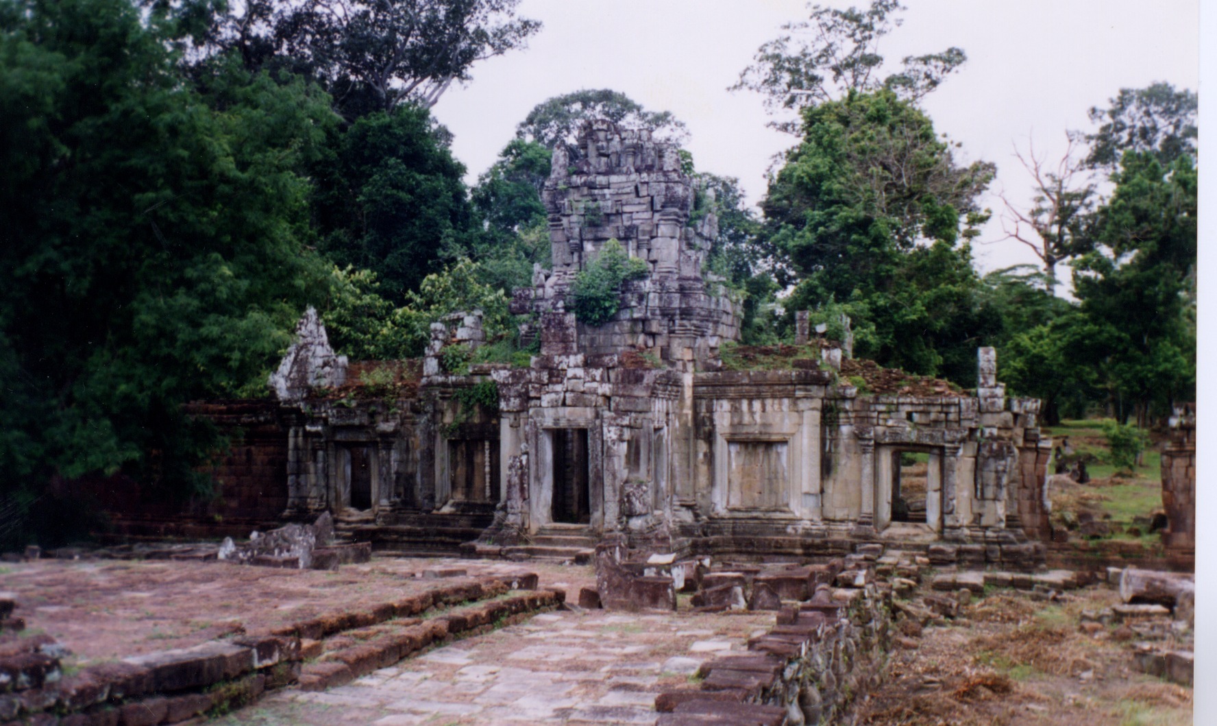 รูปถ่าย กัมพูชา(Cambodia) นครวัต(Angkor) 1996-06 19