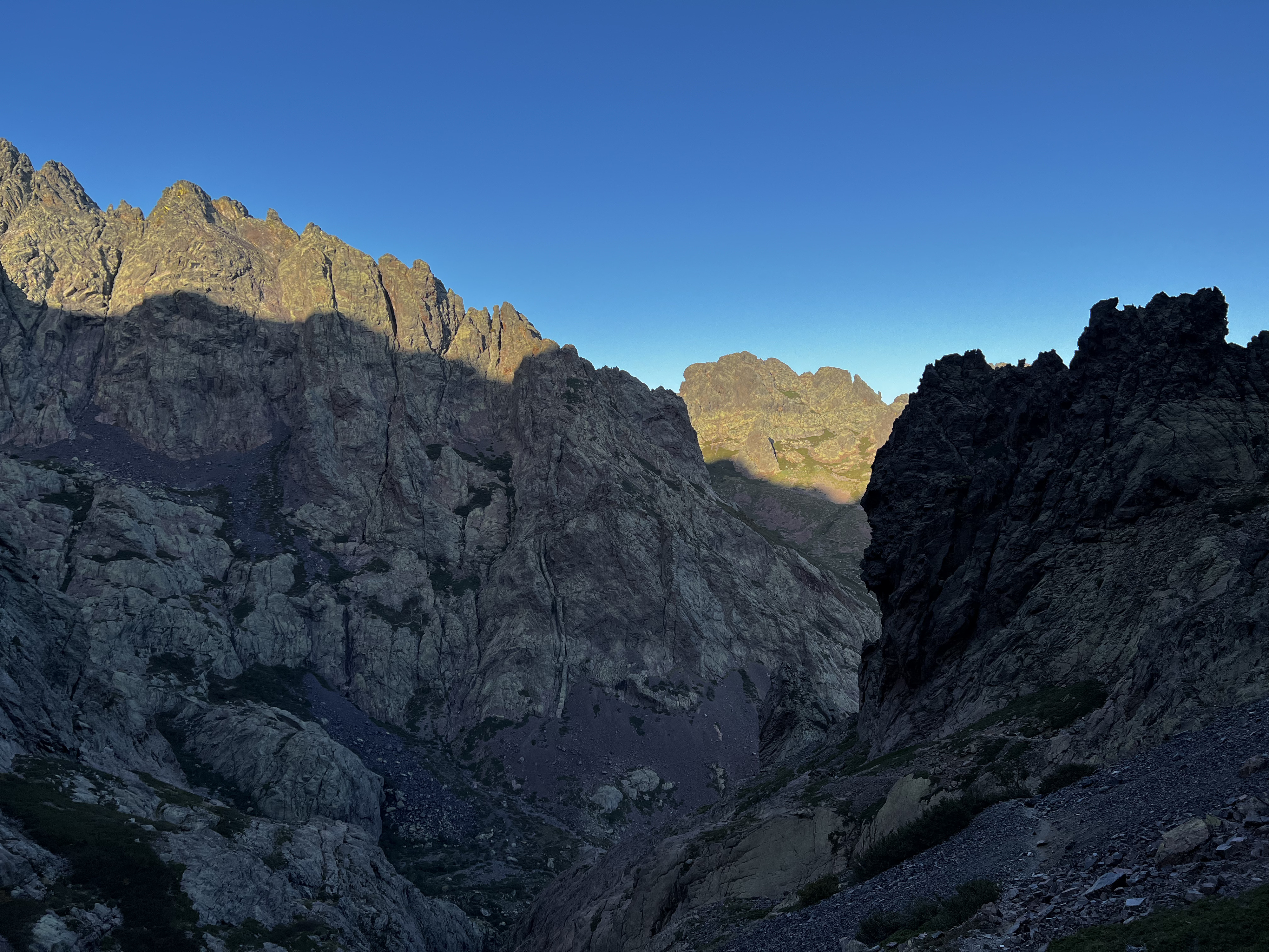 รูปถ่าย ฝรั่งเศส(France) คอร์สิคา(Corsica) ภูเขามอนเตชินโต(Monte Cinto) 2023-10 214
