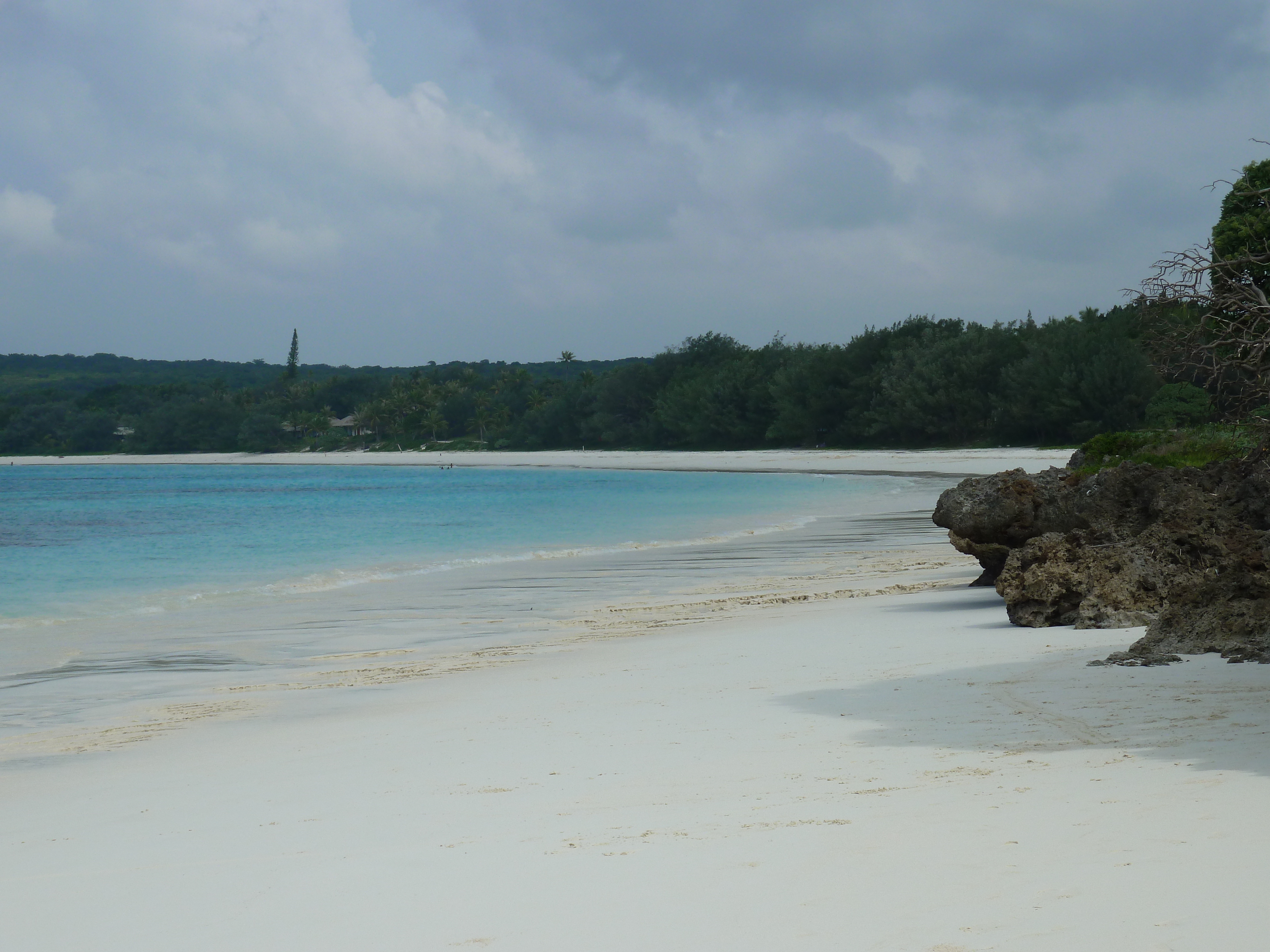 รูปถ่าย นิวแคลิโดเนีย(New Caledonia) เกาะลีฟู(Lifou) ลูเอซิลลา(Luecilla) 2010-05 4