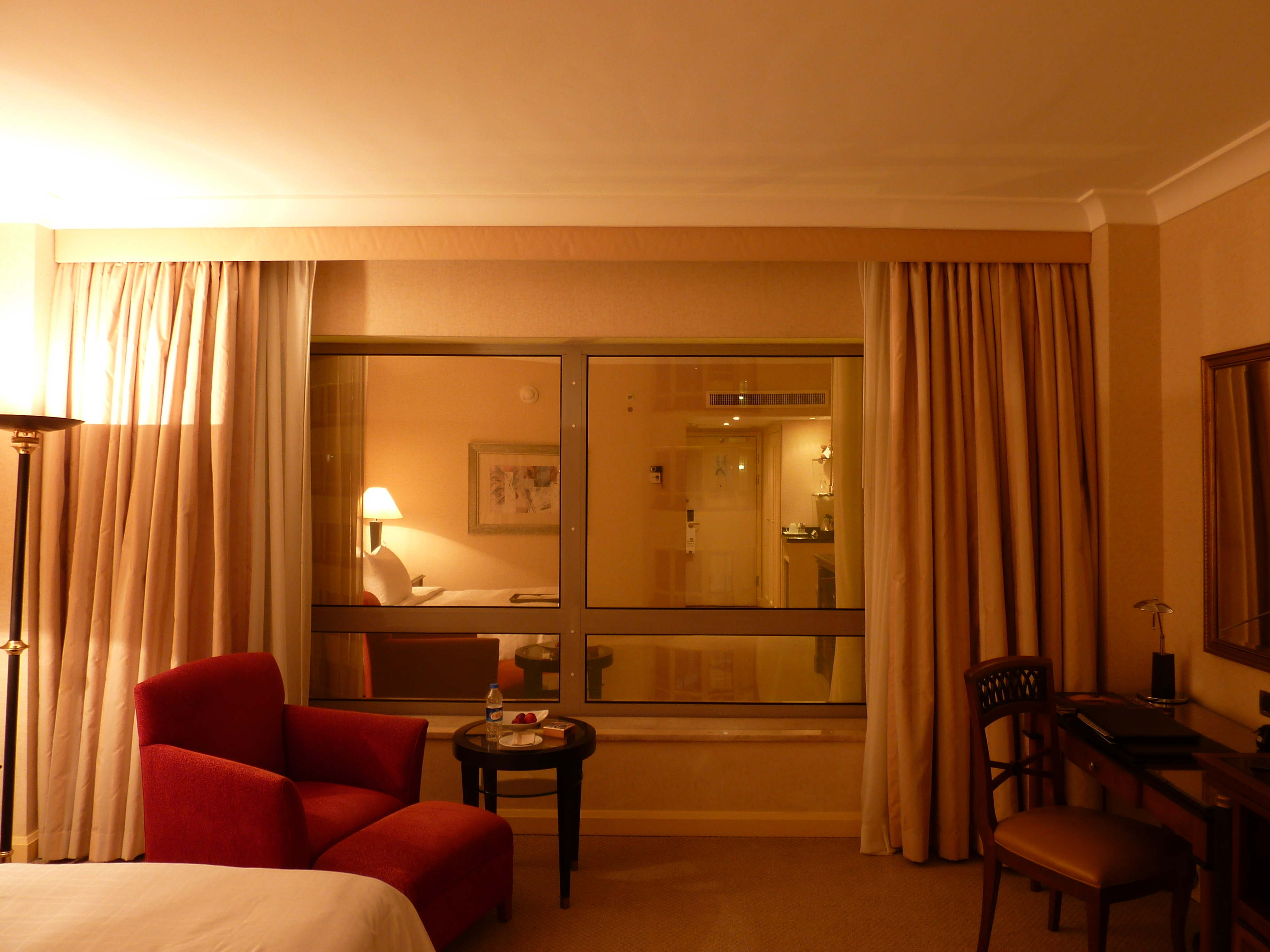 รูปถ่าย ตุรกี(Turkey) อิสตันบูล(Istanbul) โรงแรมคอนราด(Conrad Hotel) 2009-06 22
