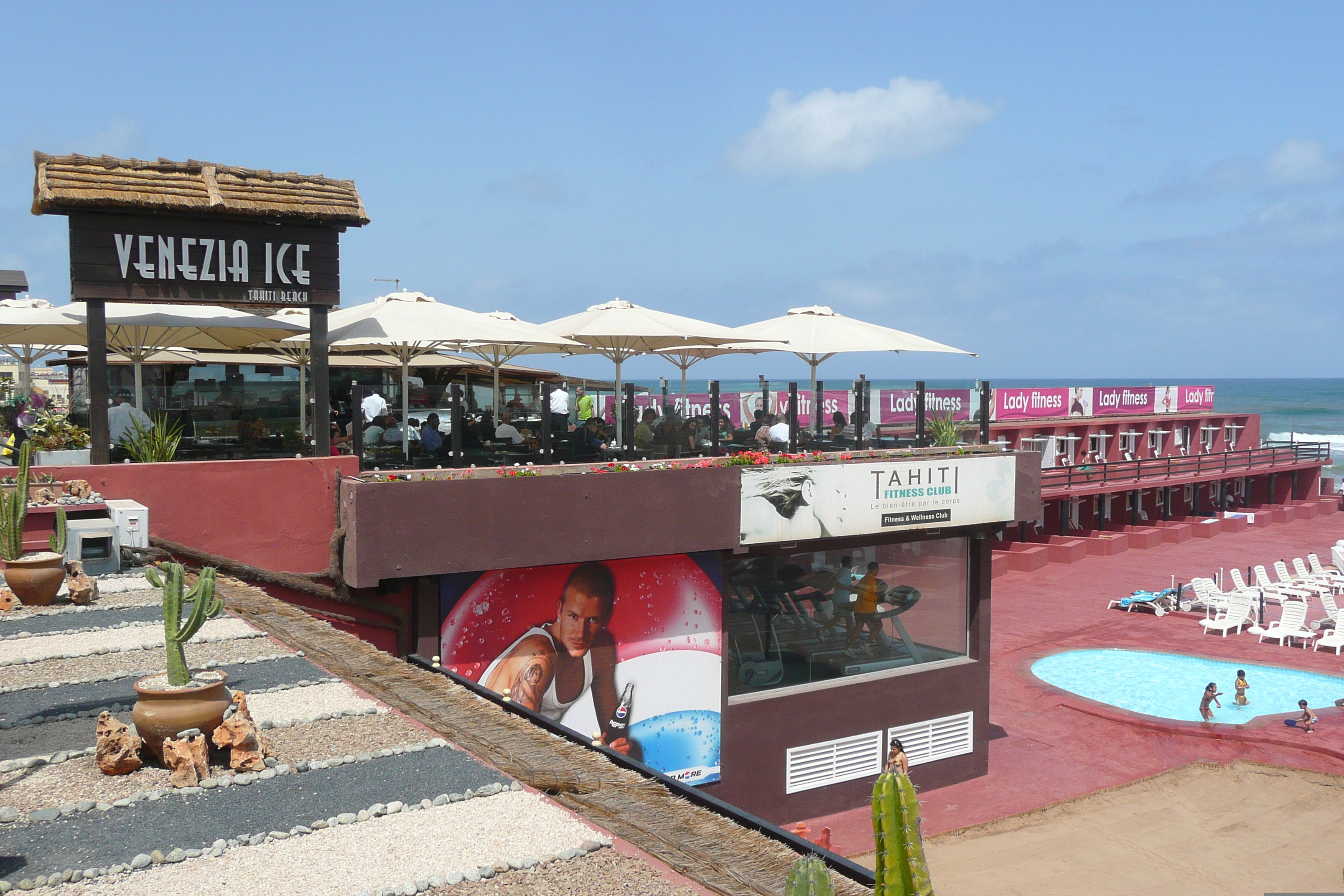 รูปถ่าย โมร็อกโก(Morocco) คาซาบลังกา(Casablanca) ถนนเลียบทะเลคาซาบลังกา(Casablanca Corniche) 2008-07 72