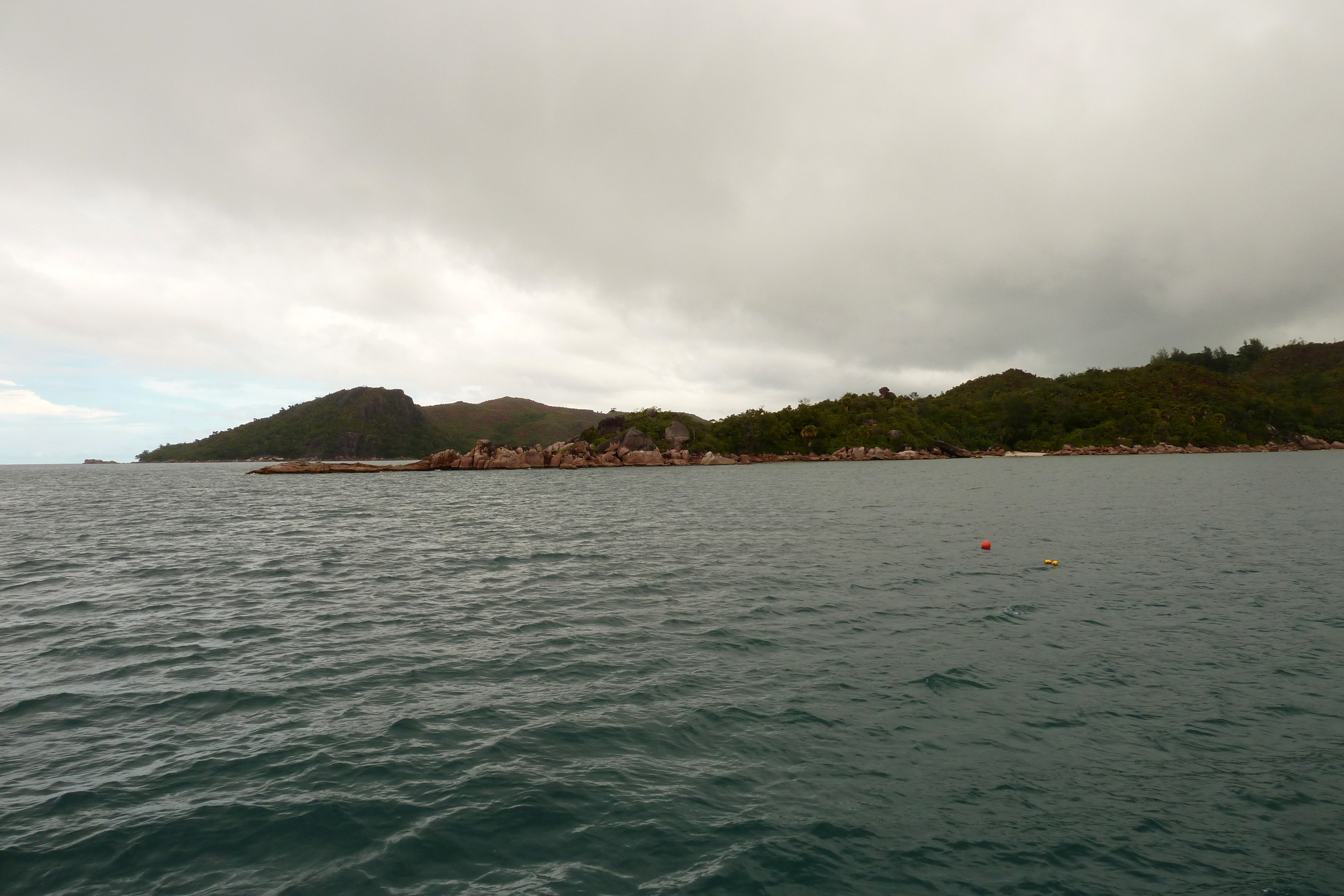 รูปถ่าย เซเชลส์(Seychelles) อ่าวอ็องส์ลาซิโอ(Anse Lazio) 2011-10 10