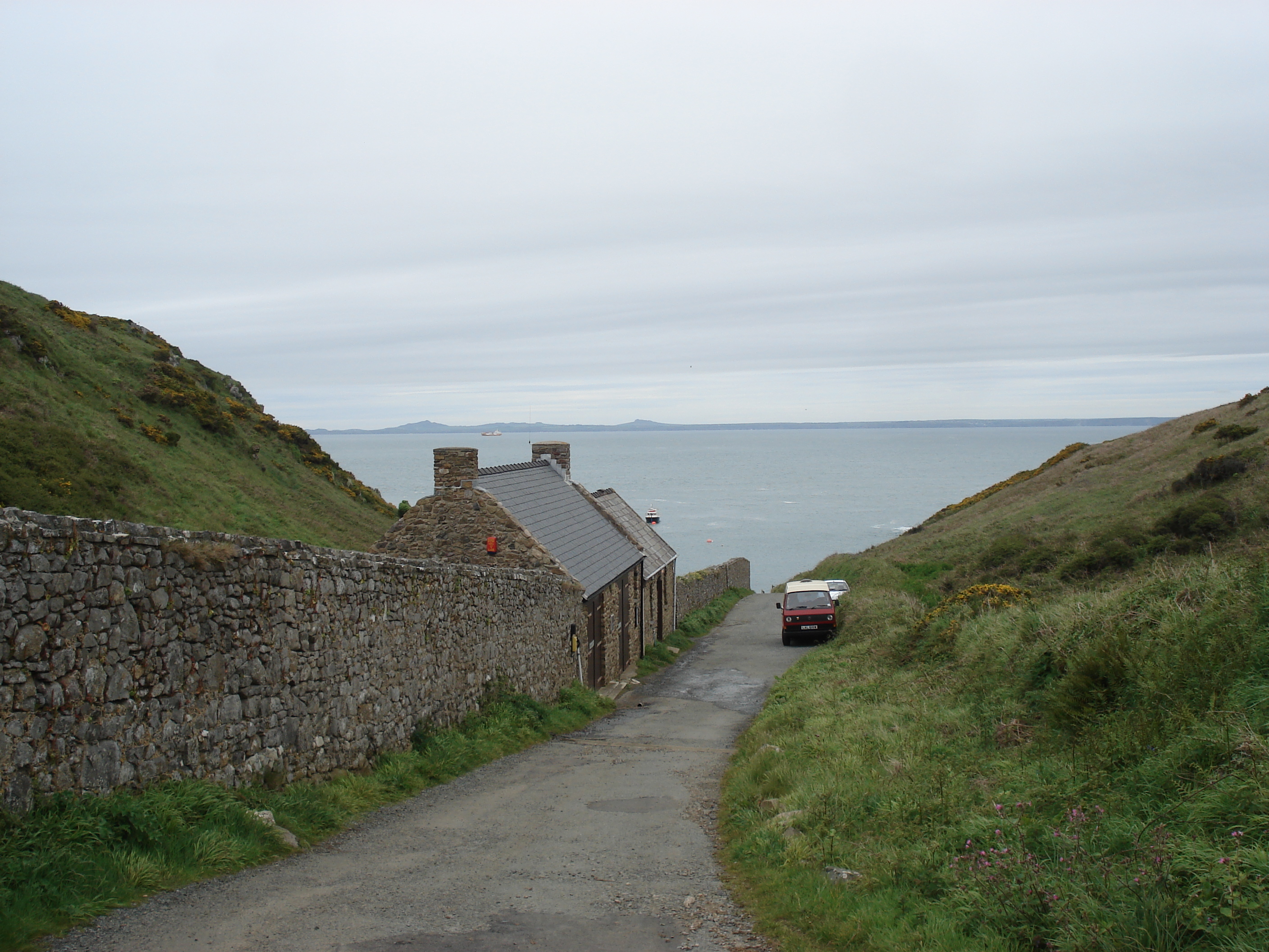 รูปถ่าย อังกฤษ(United Kingdom) เปมโบรคเชอร์(Pembrokeshire) มาร์ตินส์เฮเวน(Martins Havens) 2006-05 11