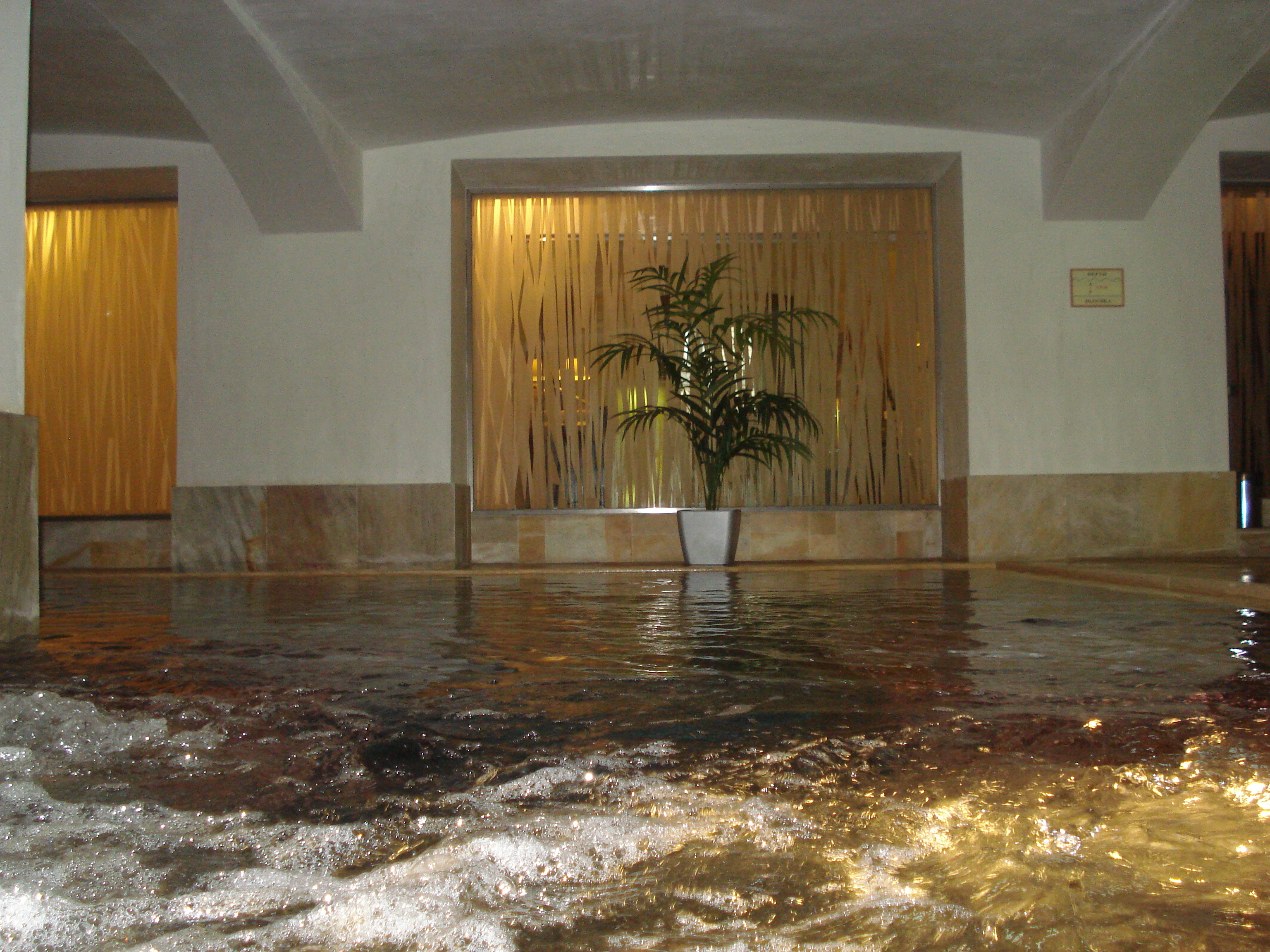 รูปถ่าย สาธารณรัฐเช็ก(Czech Republic) ปราก(Prague) โรงแรมคาร์โลที่ 4 บอสโกโล(Carlo IV Boscolo Hotel) 2007-07 35