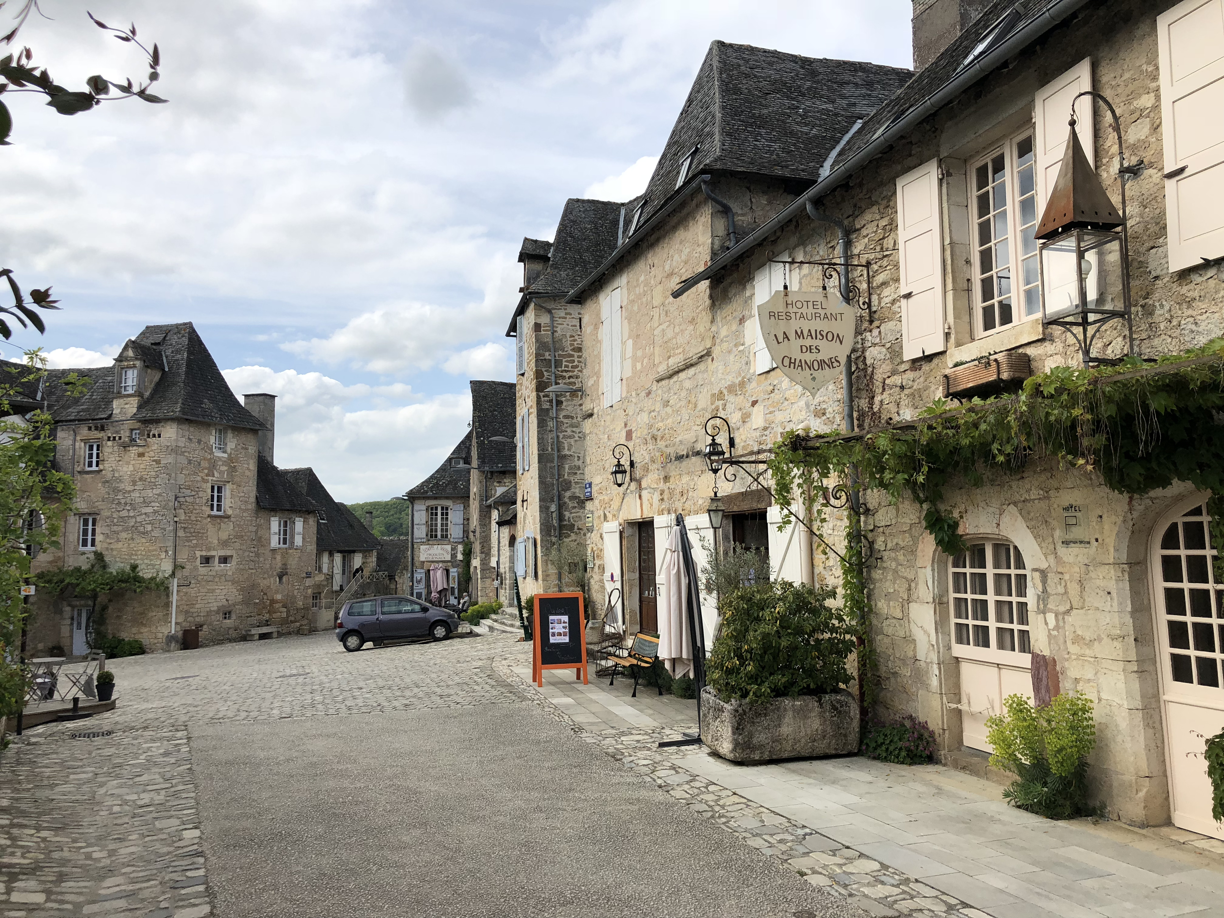 รูปถ่าย ฝรั่งเศส(France) ตูแรน(Turenne) 2018-04 123
