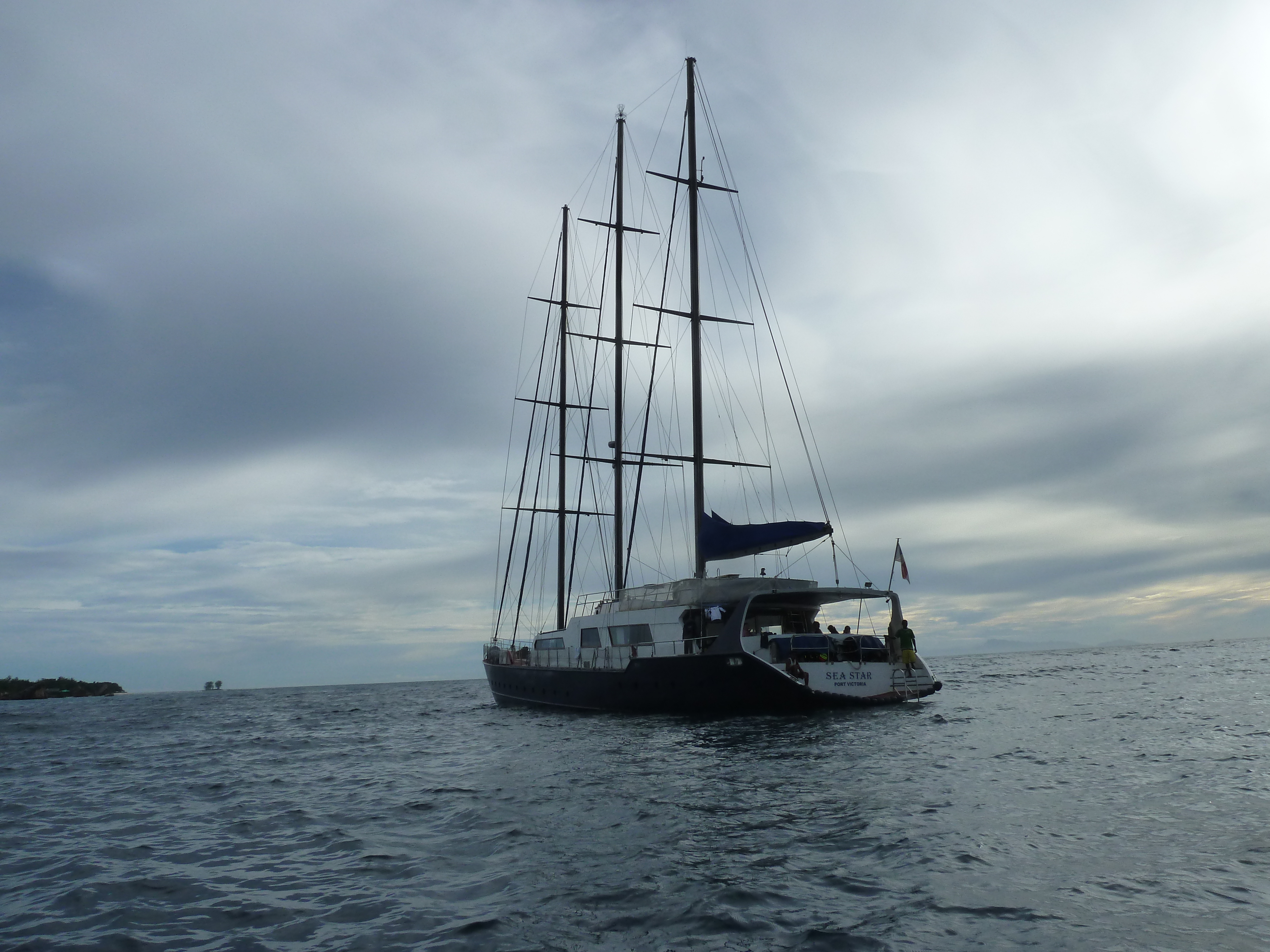 รูปถ่าย เซเชลส์(Seychelles) ซีสตาร์(Sea Star) 2011-10 3