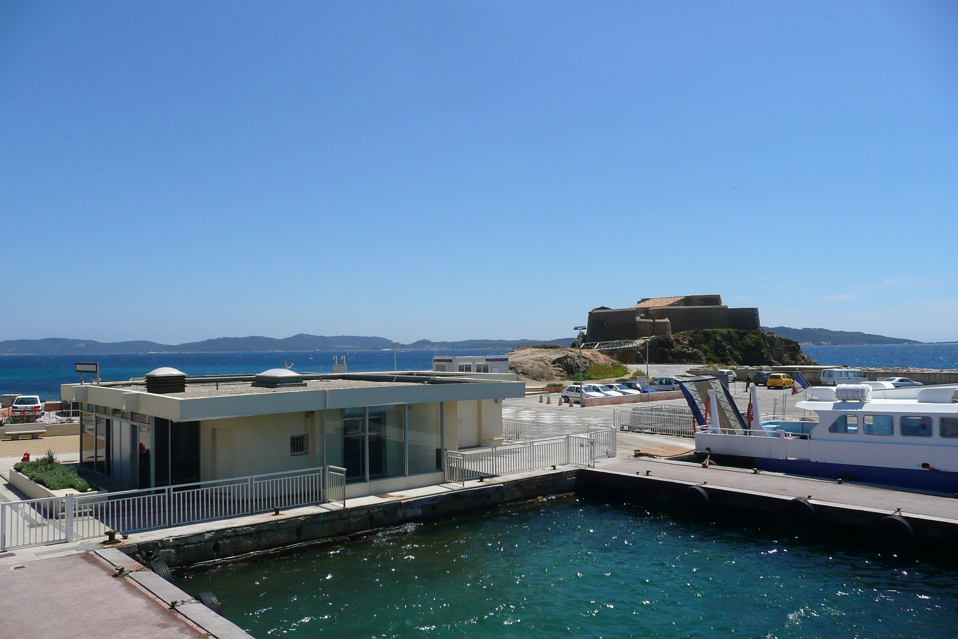 รูปถ่าย ฝรั่งเศส(France) เกาะปอร์เกอรอล(Porquerolles Island) ล่องเรือไปเกาะปอร์เกอรอล(Boat trip to Porquerolles) 2008-05 62