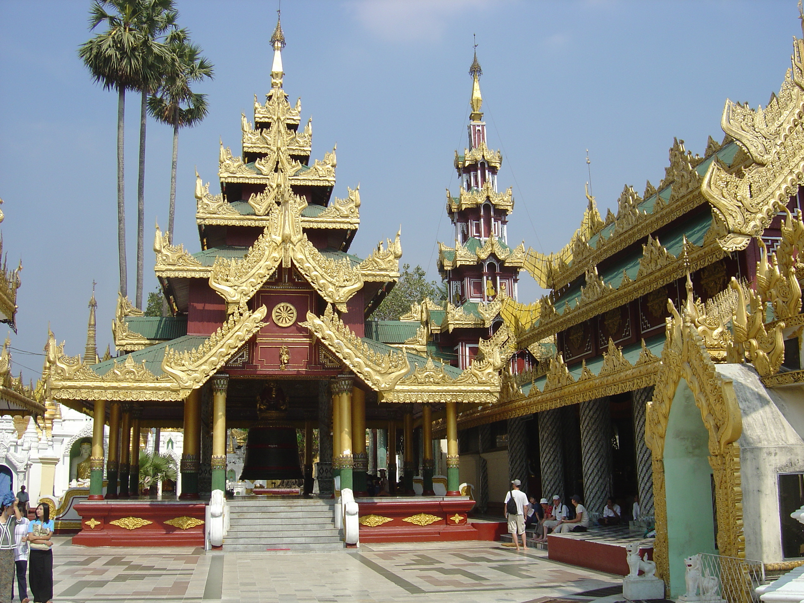 รูปถ่าย พม่า(Myanmar) ย่างกุ้ง(Yangon) พระมหาเจดีย์ชเวกากอง(Shwedagon Pagoda) 2005-01 36