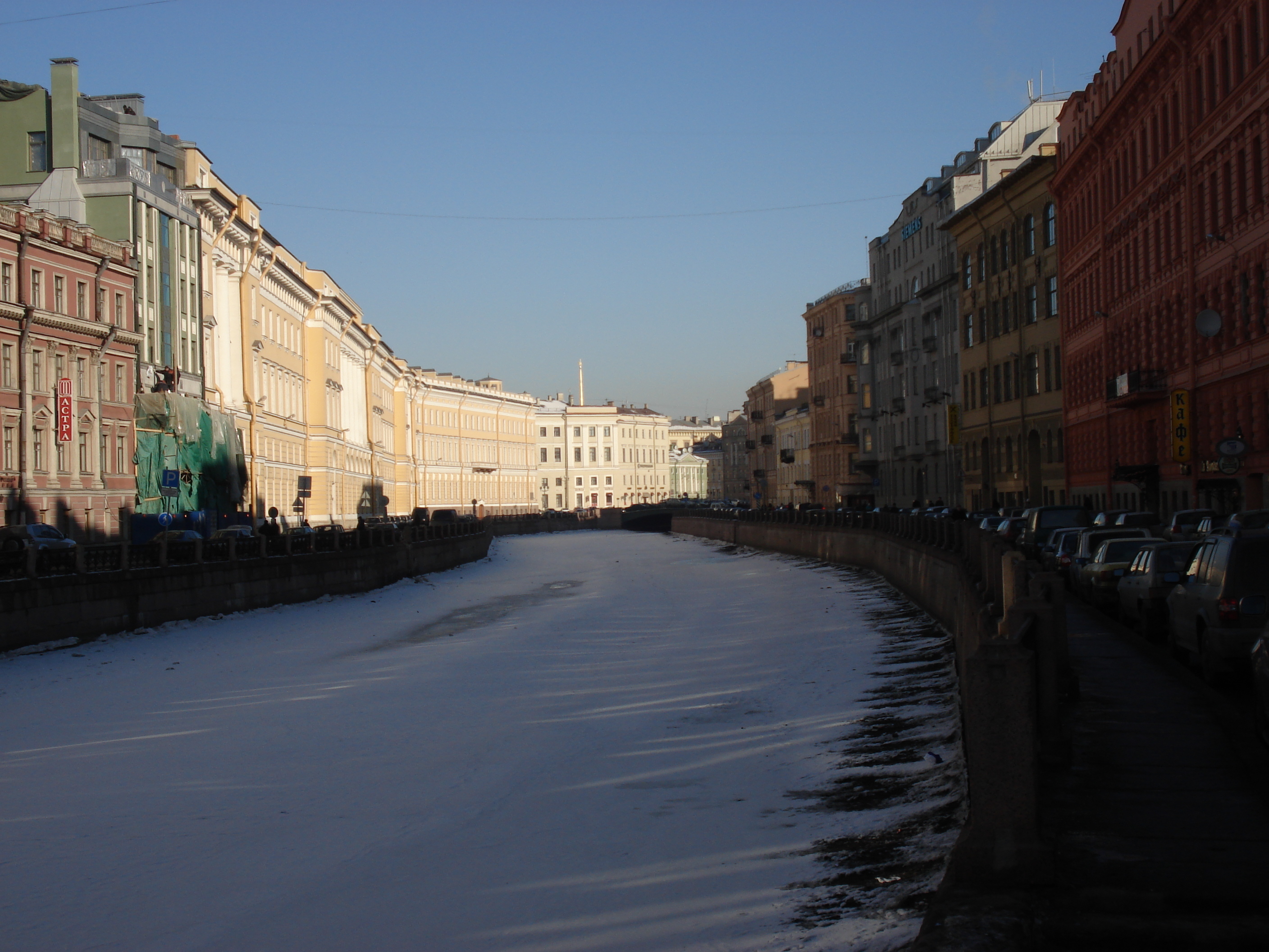 รูปถ่าย รัสเซีย(Russia) เซนต์ปีเตอร์สเบิร์ก(St Petersburg) ถนนเนฟสกี(Nevsky Prospect) 2006-03 58