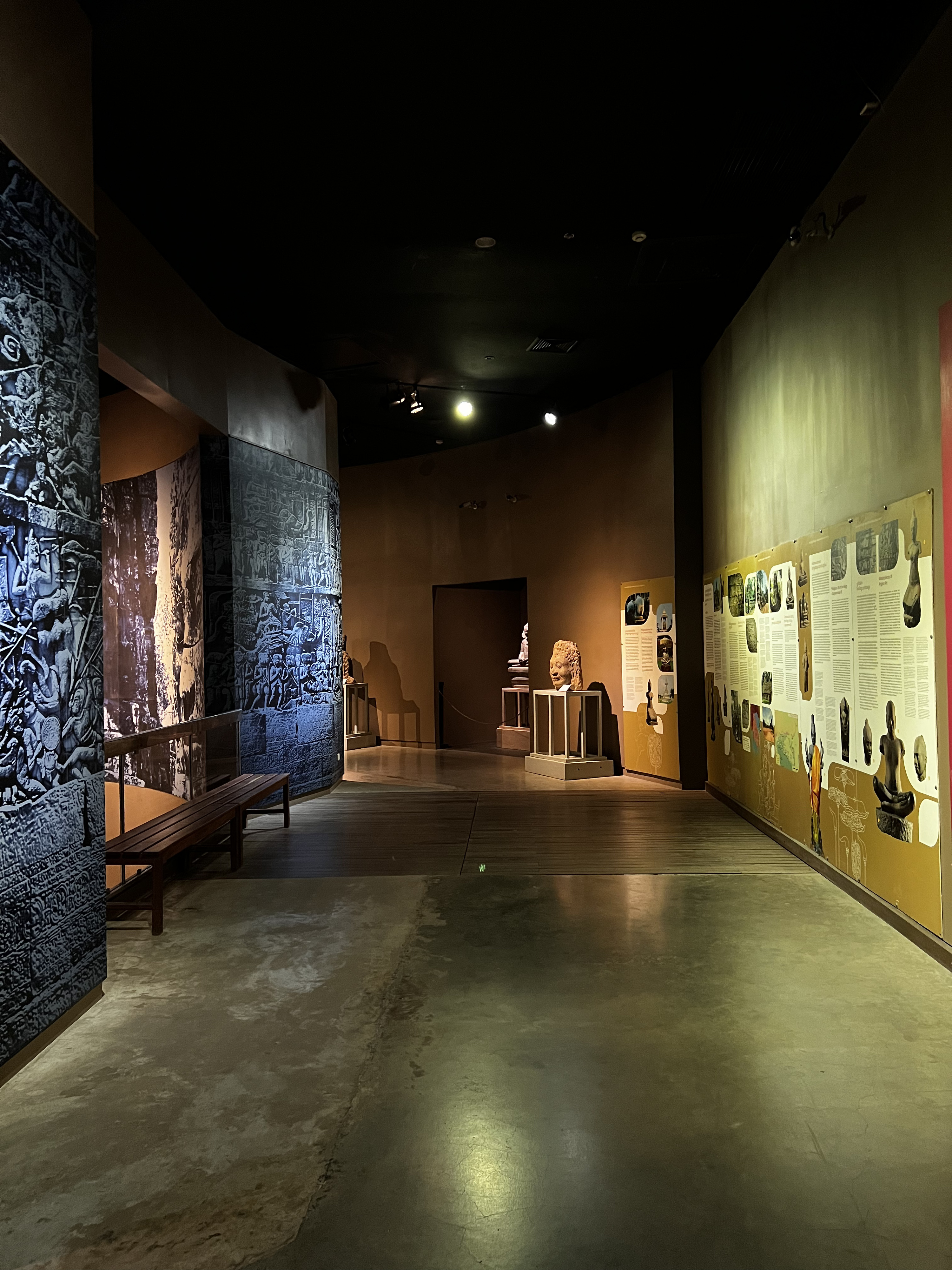 รูปถ่าย กัมพูชา(Cambodia) เสียมราฐ(Siem Reap) พิพิธภัณฑ์แห่งชาติอังกอร์(Angkor National Museum) 2023-01 25