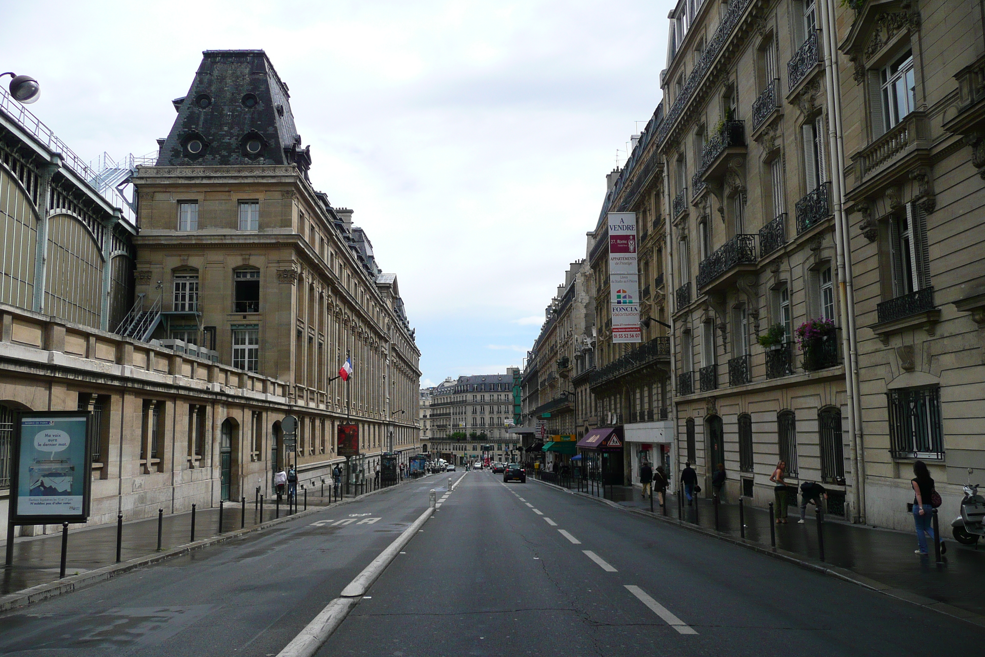 รูปถ่าย ฝรั่งเศส(France) ปารีส(Paris) ถนนโรม(Rue de Rome) 2007-06 1