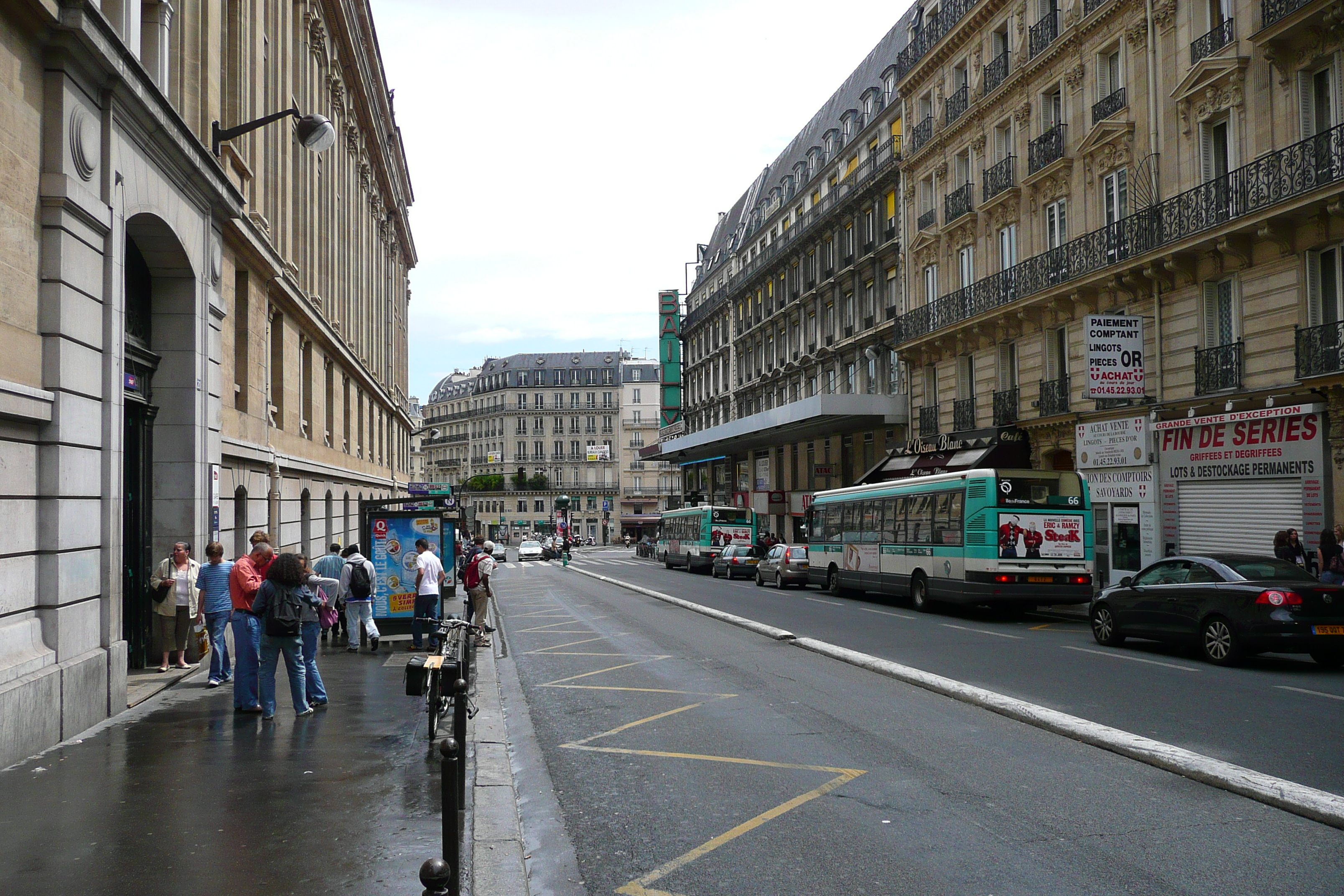 รูปถ่าย ฝรั่งเศส(France) ปารีส(Paris) ถนนโรม(Rue de Rome) 2007-06 21