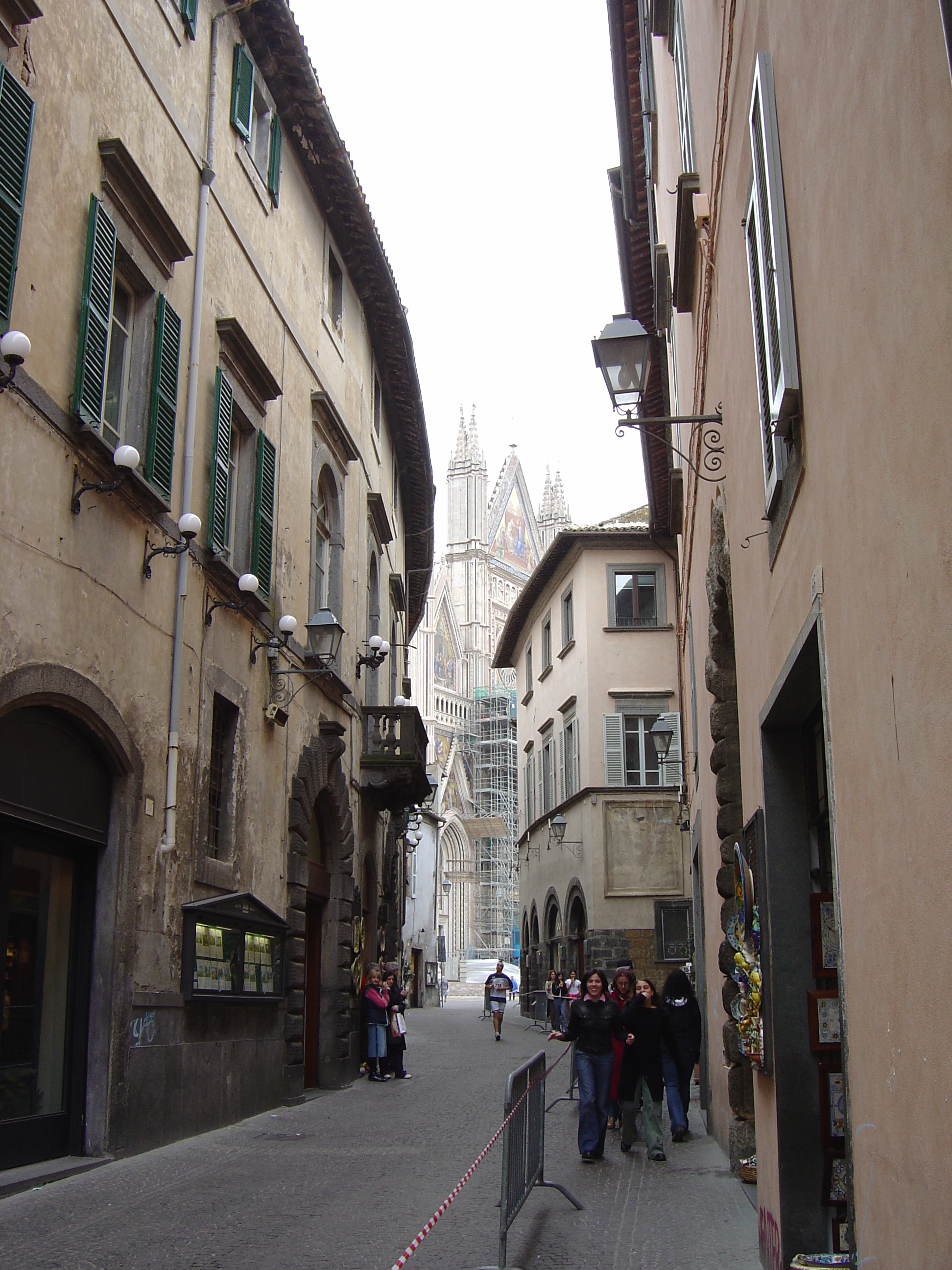 รูปถ่าย อิตาลี(Italy) ออร์วิเอโต้(Orvieto) 2004-03 22