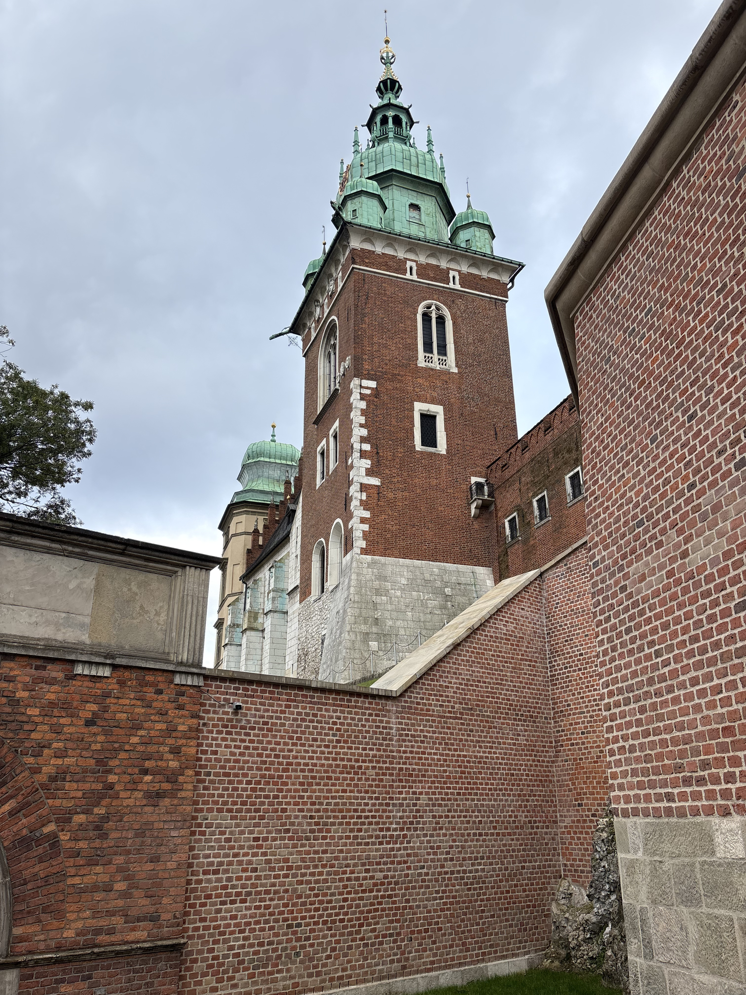 รูปถ่าย โปแลนด์(Poland) คราคูฟ(Krakow) ปราสาทวาเวล(Wawel castle) 2026-09 157