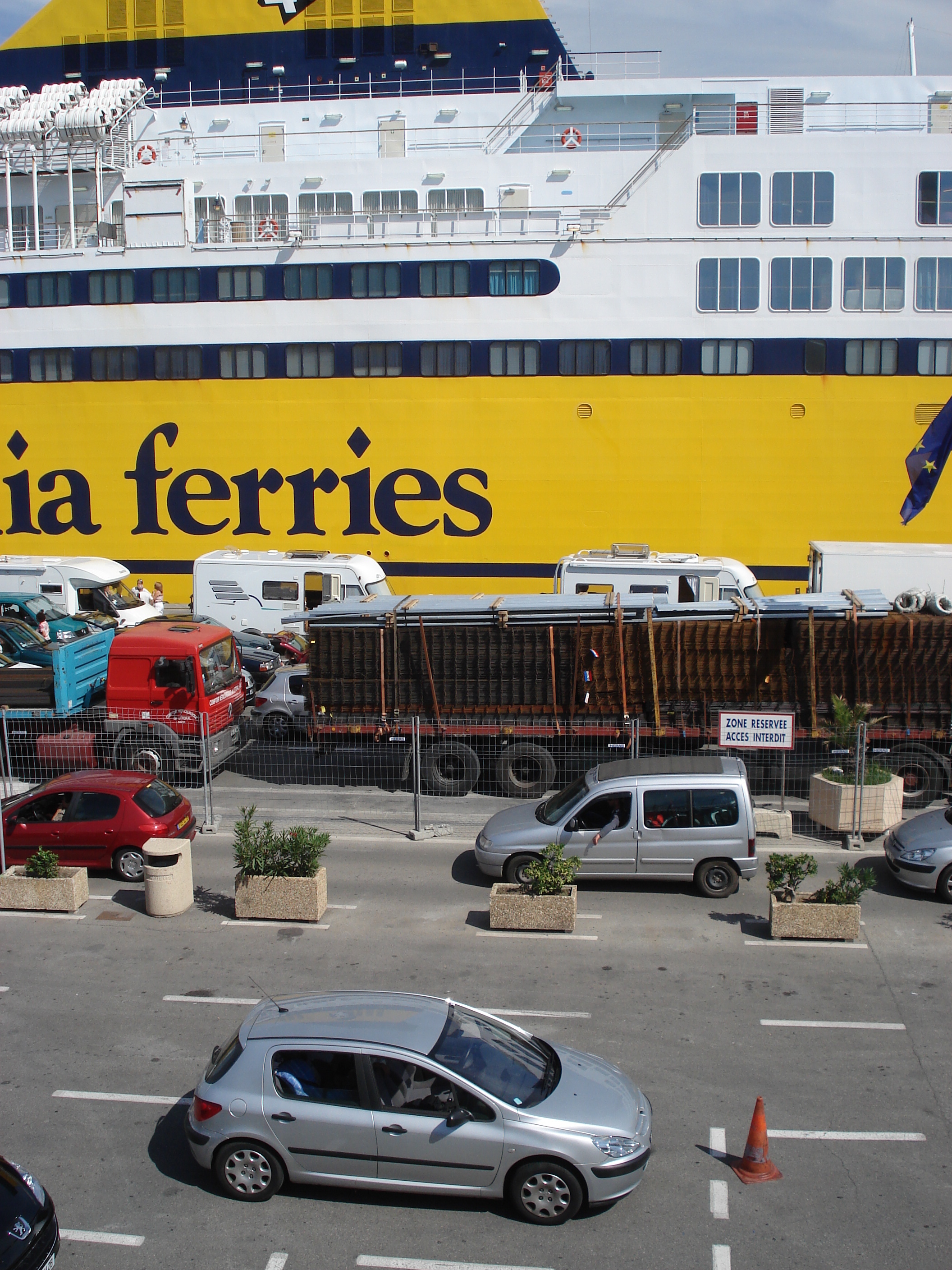 รูปถ่าย ฝรั่งเศส(France) คอร์สิคา(Corsica) เรือเฟอร์รีคอร์ซิกา(Corsica Ferries) 2006-09 20