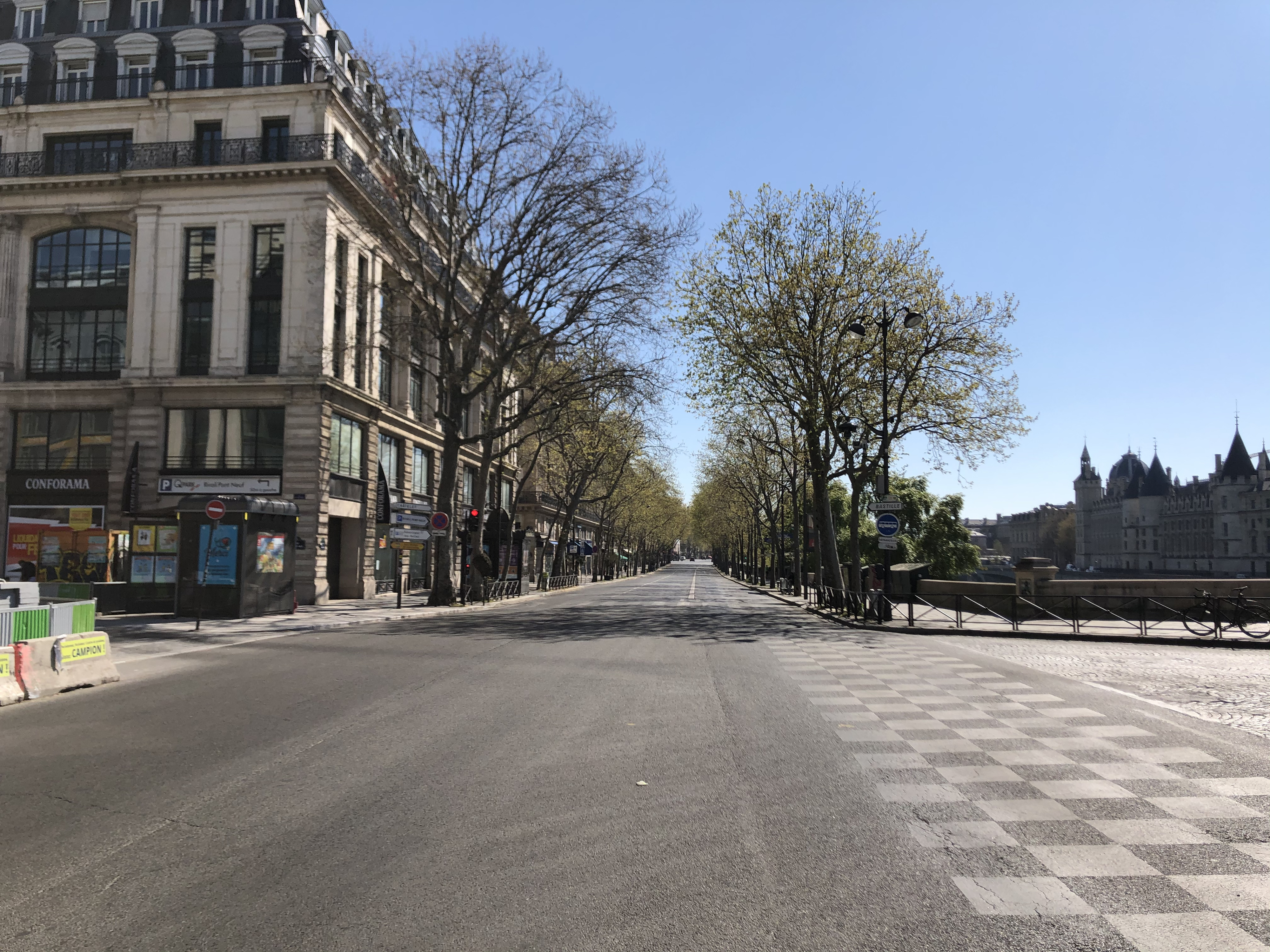 รูปถ่าย ฝรั่งเศส(France) ปารีสช่วงล็อกดาวน์(Paris lockdown) 2020-04 197