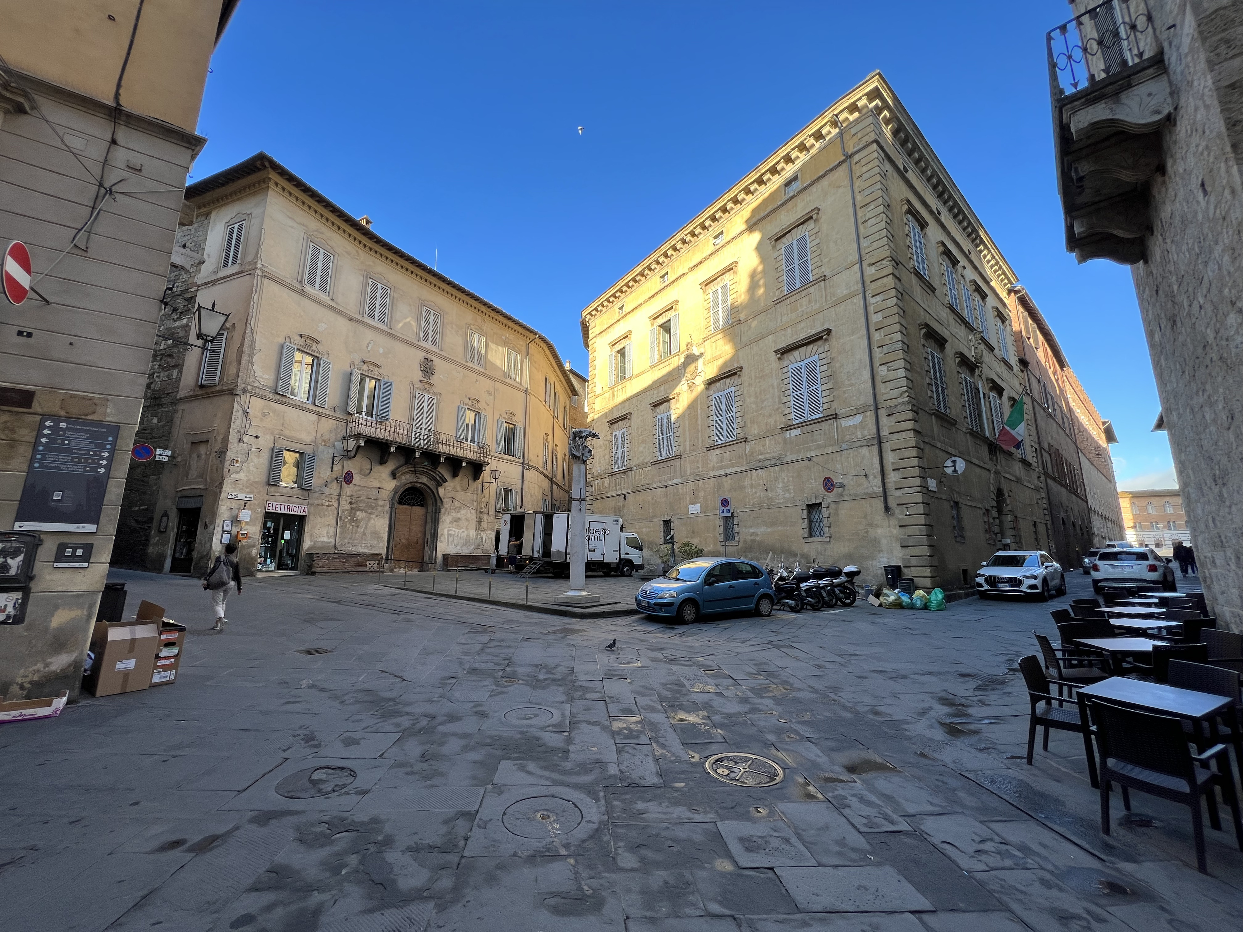 รูปถ่าย อิตาลี(Italy) ซีเอน่า(Siena) 2021-09 14