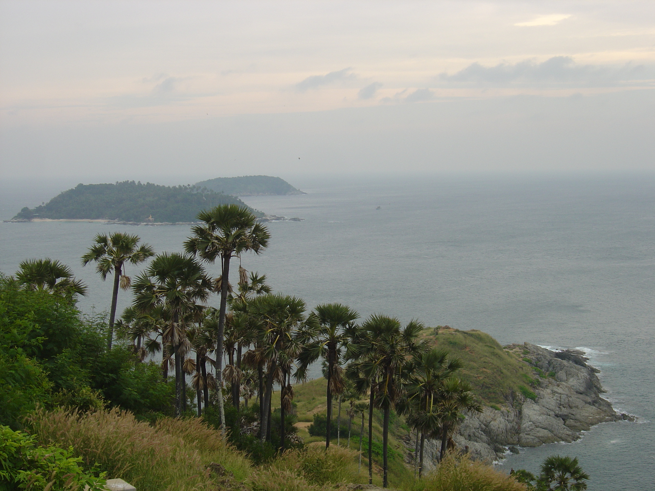 รูปถ่าย ไทย(Thailand) ภูเก็ต(Phuket) แหลมพรมเทพ(Prom Thep Cape) 2005-12 40