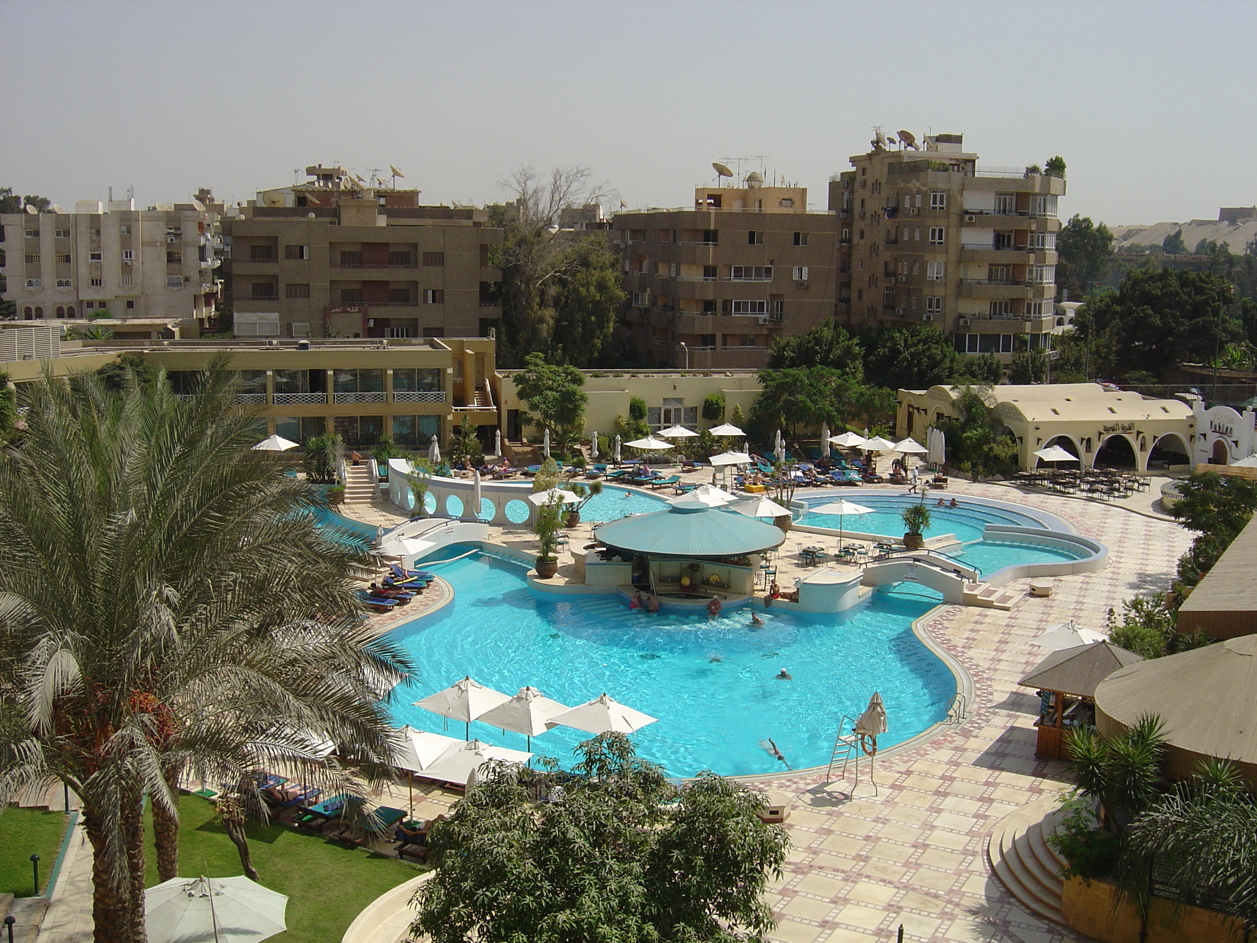 รูปถ่าย อียิปต์(Egypt) กีซ่า(Giza) โรงแรมเลอเมอริเดียน พีระมิดส์(Le Meridien Pyramids) 2004-09 17