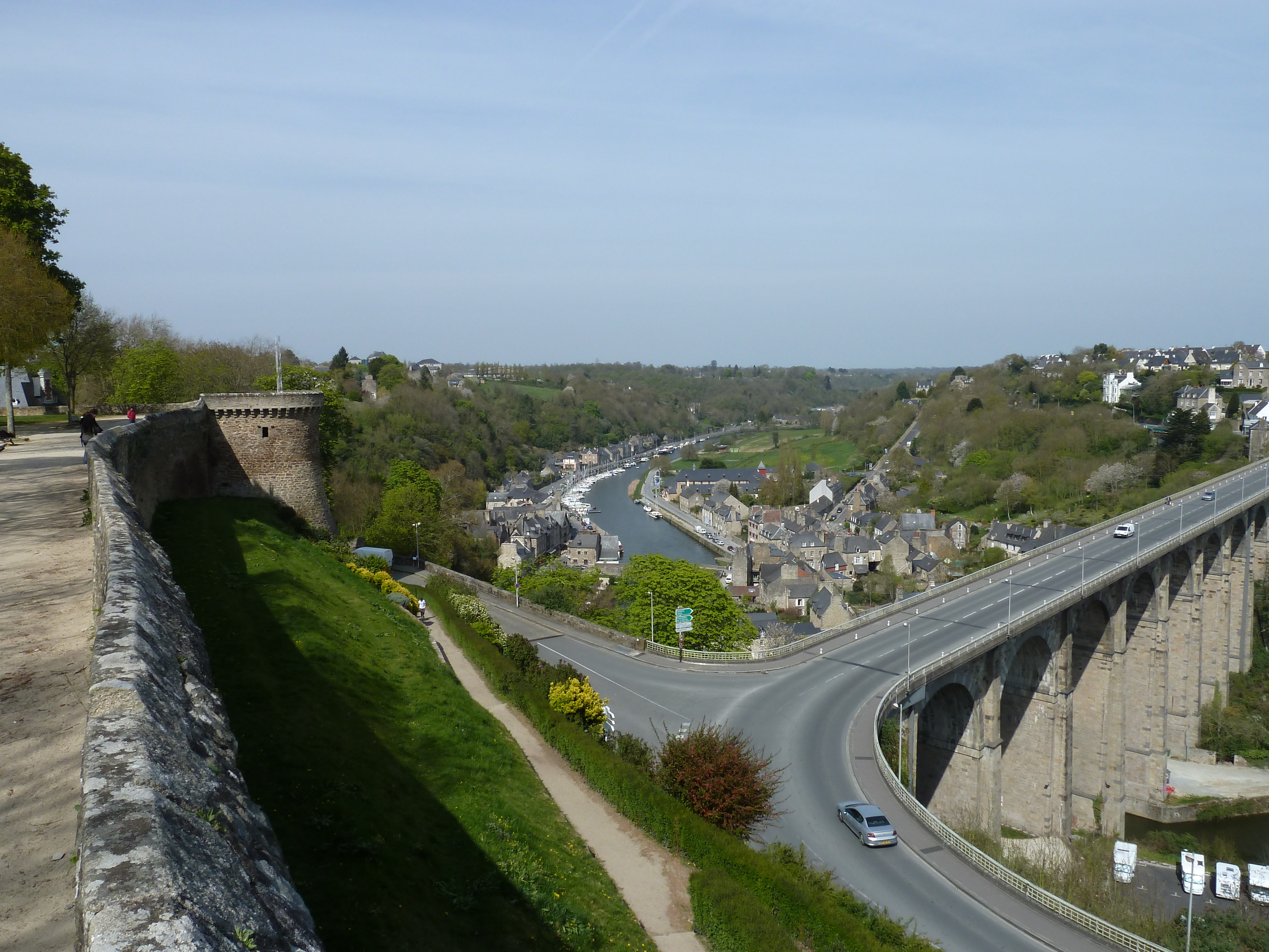 รูปถ่าย ฝรั่งเศส(France) ดีน็อง(Dinan) ริมแม่น้ำดีน็อง(Dinan Riverside) 2010-04 17