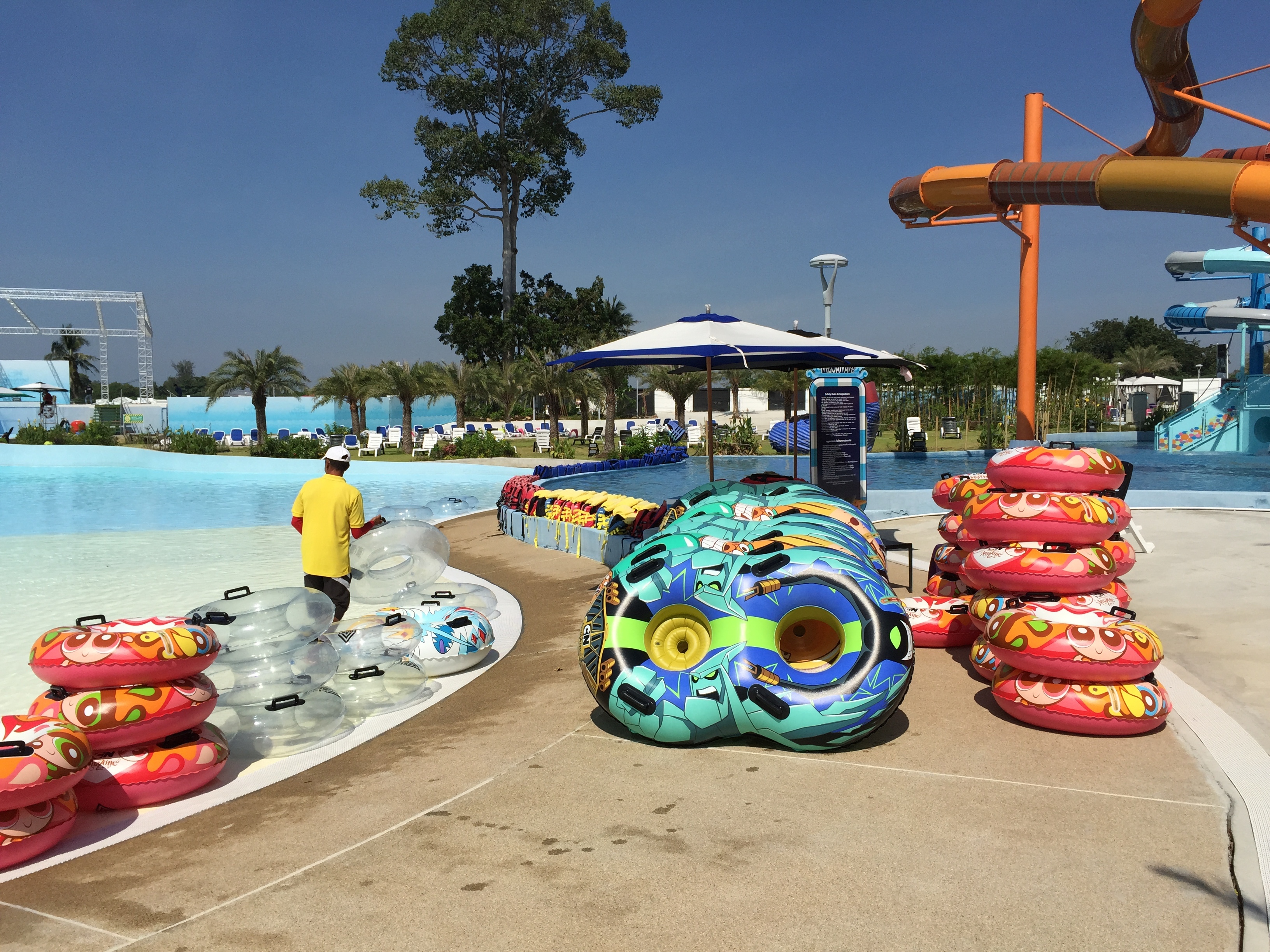 รูปถ่าย ไทย(Thailand) พัทยา(Pattaya) สวนน้ำการ์ตูนเน็ตเวิร์กอเมซอน(Cartoon Network Amazone Water Park) 2014-12 97