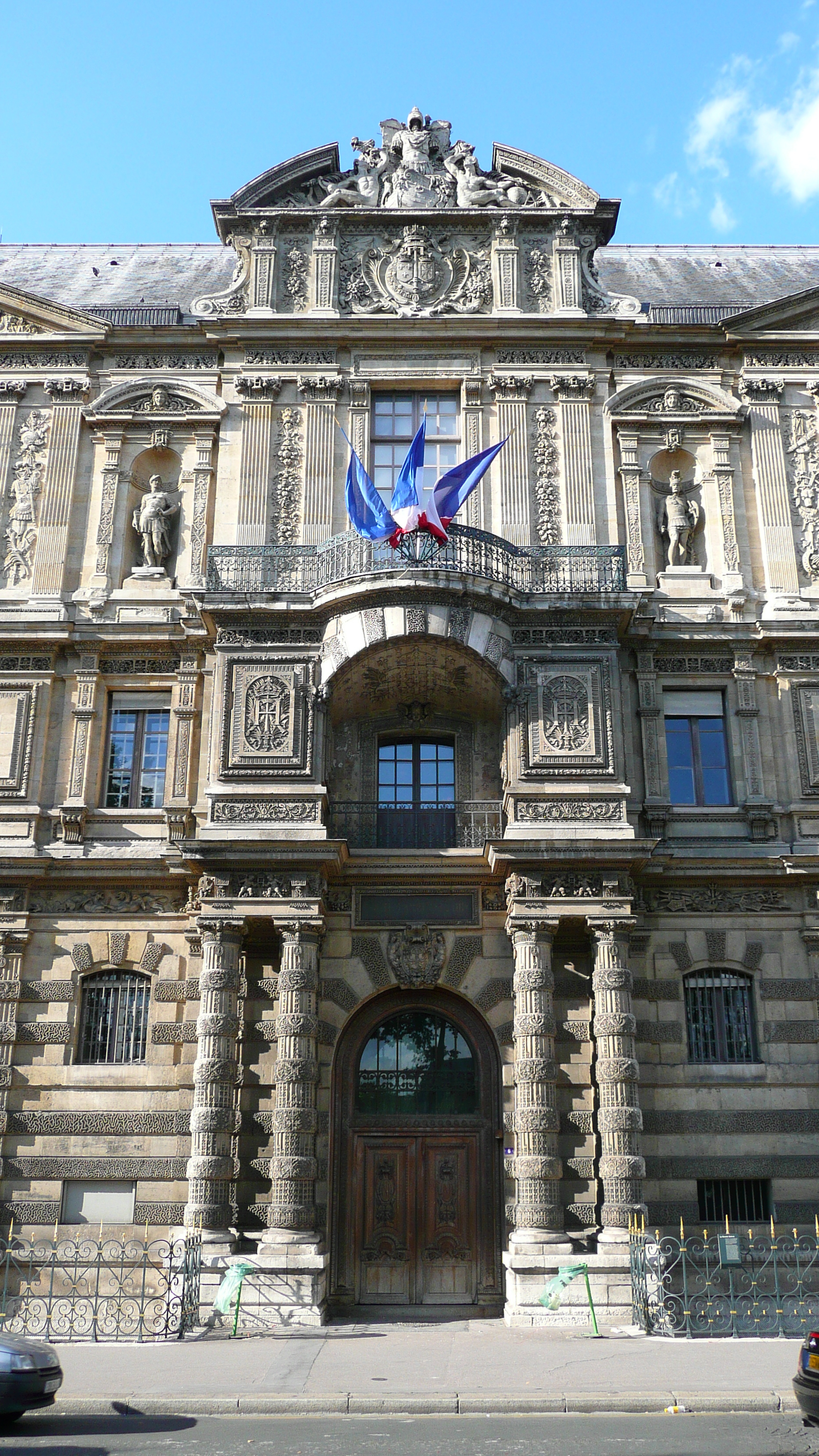 รูปถ่าย ฝรั่งเศส(France) ปารีส(Paris) ลูฟว์(Louvre) ด้านหน้าพระราชวังลูฟวร์ริมแม่น้ำ(Riverside facade of Louvre) 2007-07 46
